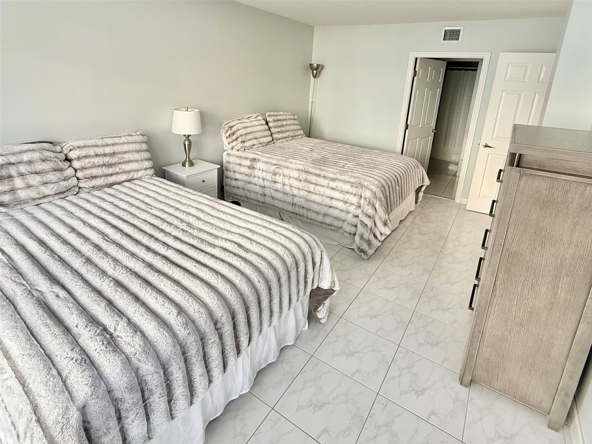 800 SE 20TH #203, Deerfield Beach FL 33441
