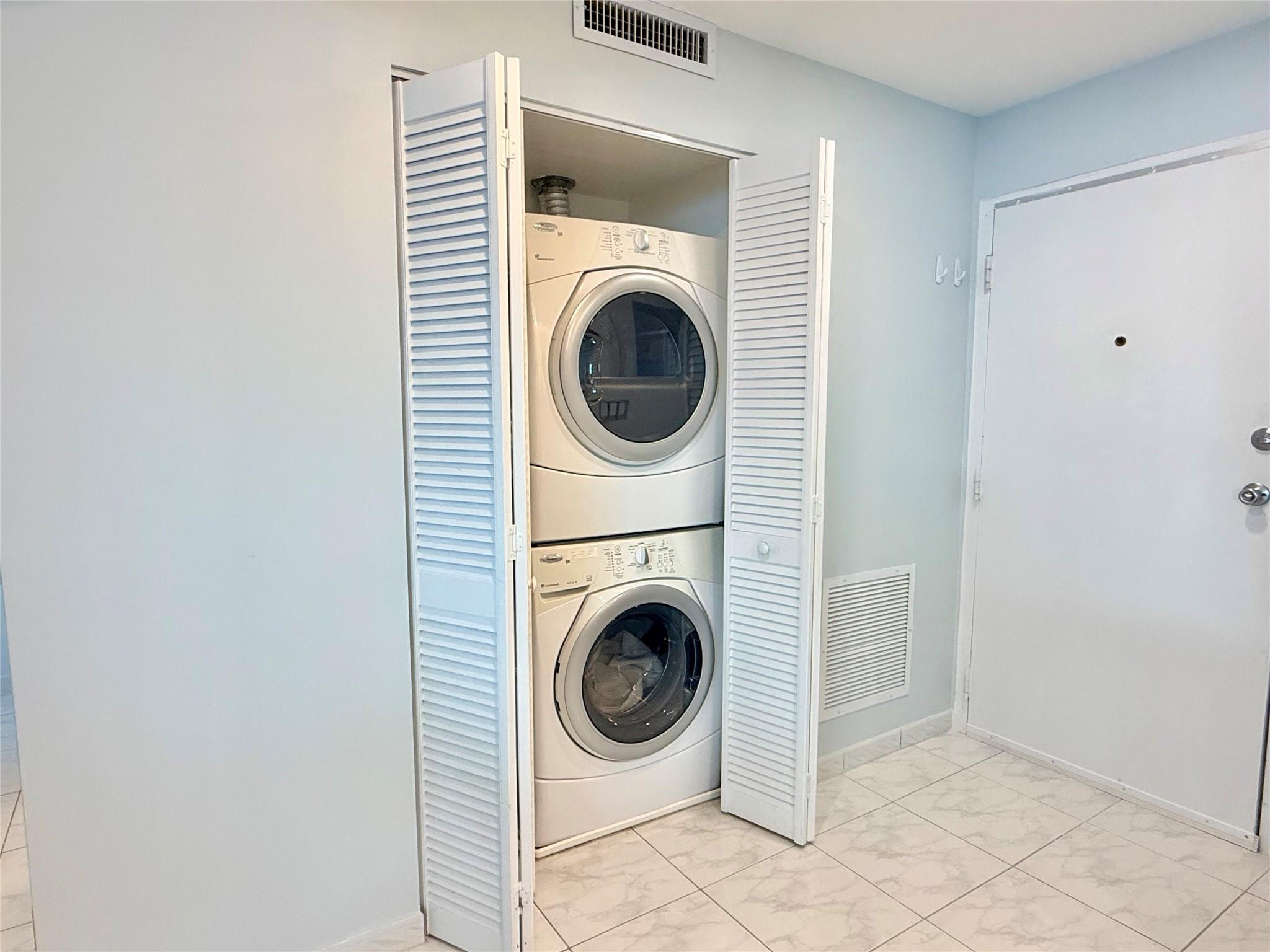 800 SE 20TH #203, Deerfield Beach FL 33441