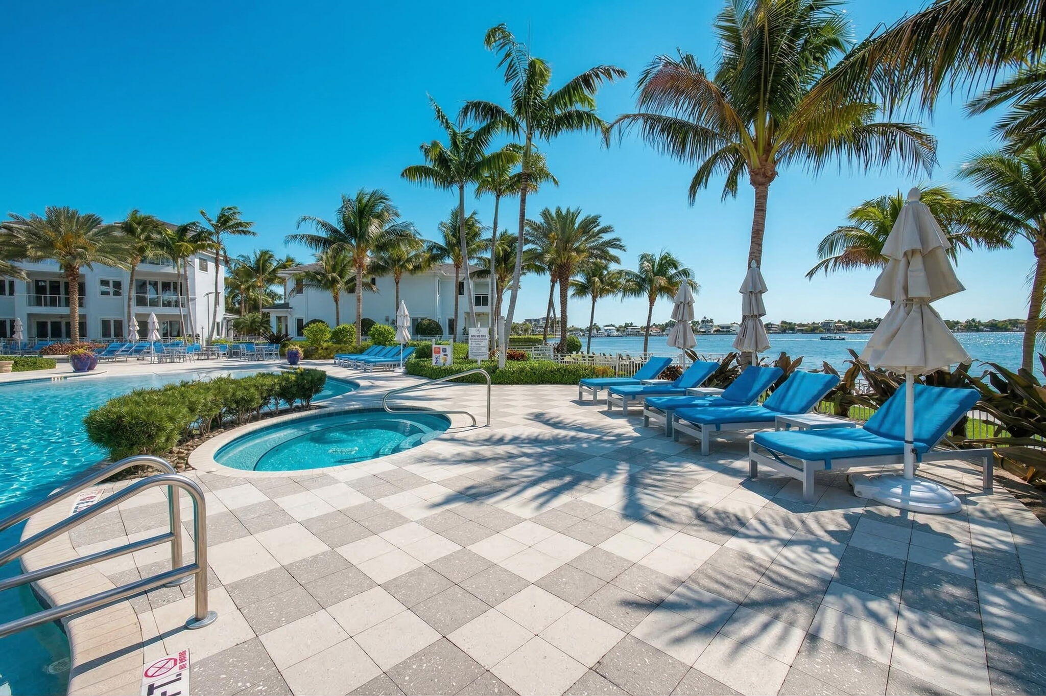 1 Water Club #503, North Palm Beach FL 33408