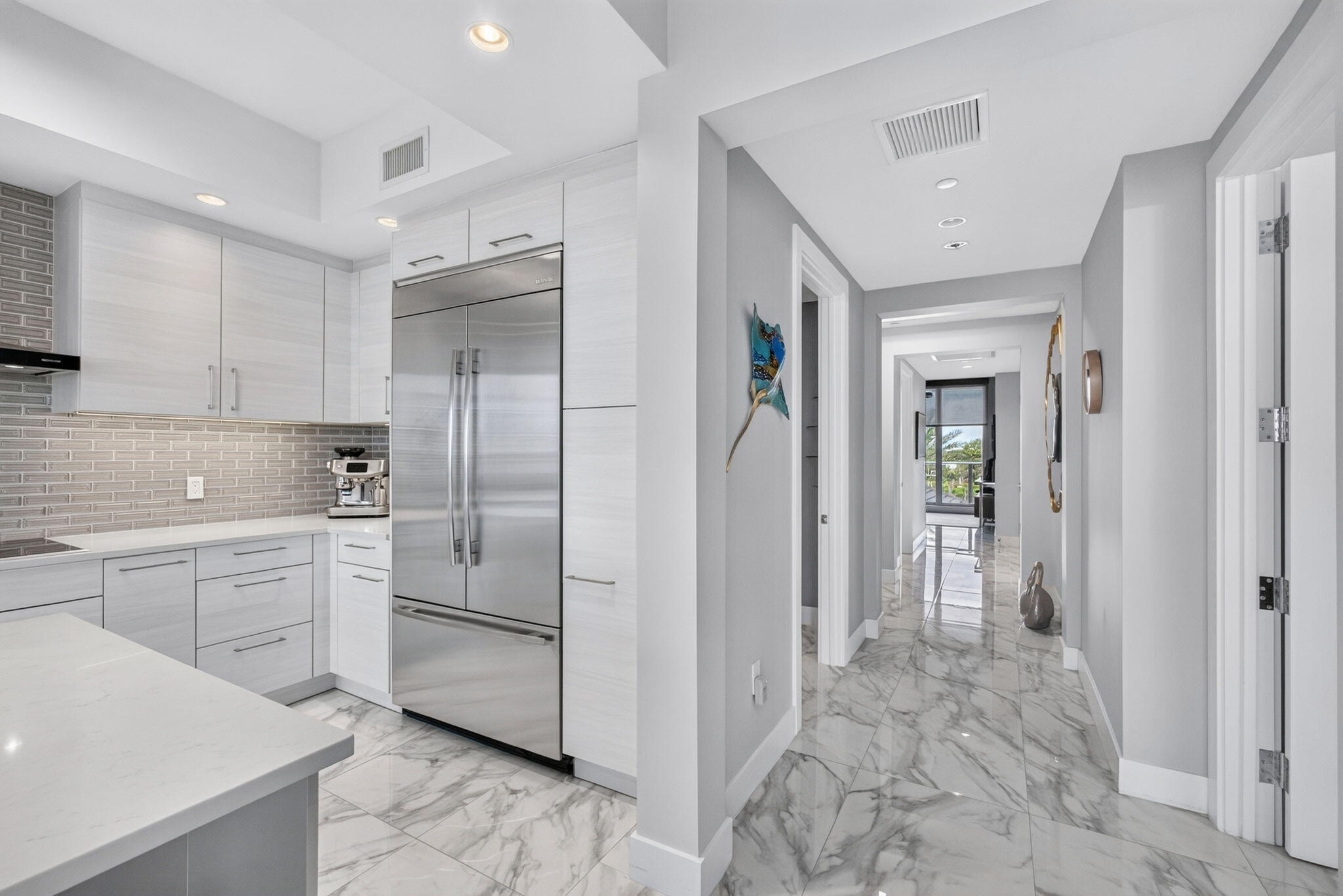 1 Water Club #503, North Palm Beach FL 33408
