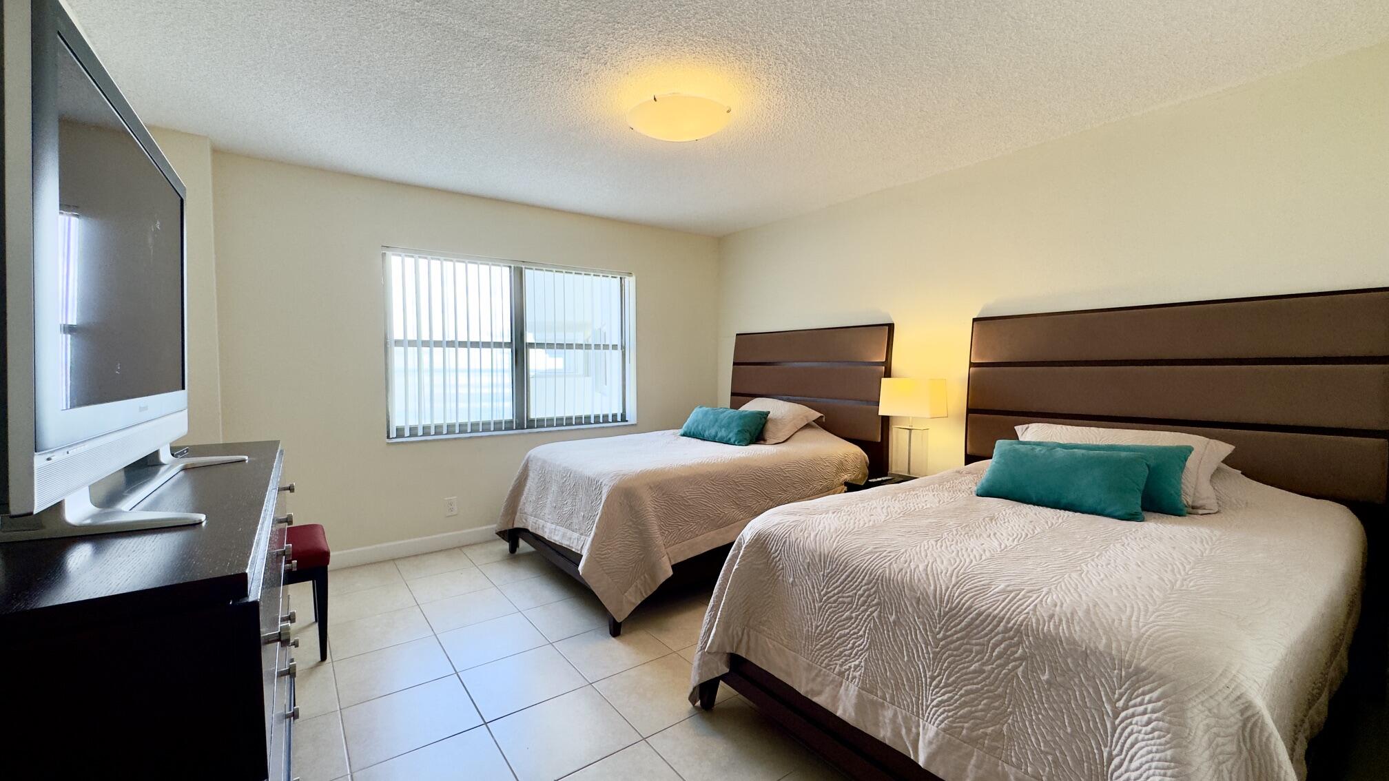 5100 N OCEAN #1012, Lauderdale By The Sea FL 33308