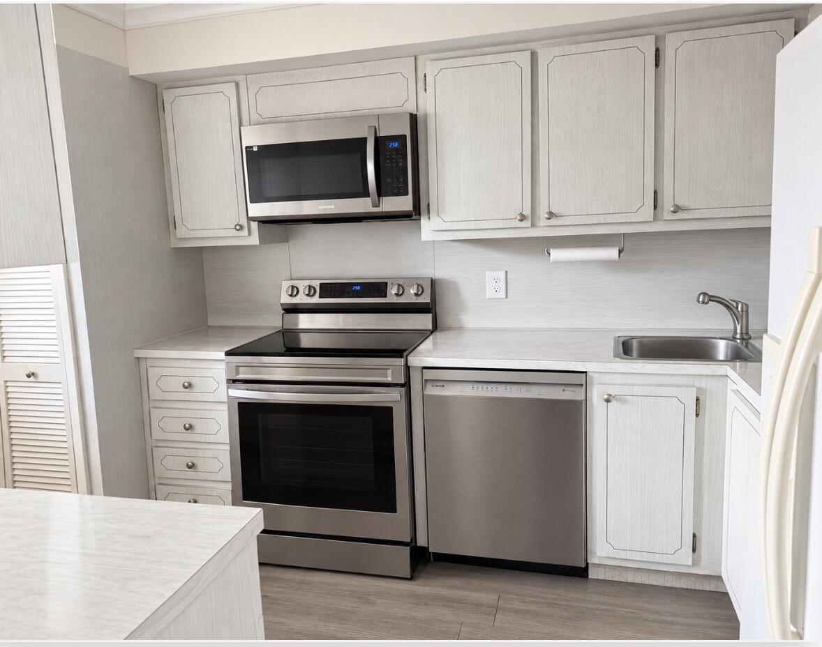 1537 E HILLSBORO #238, Deerfield Beach FL 33441