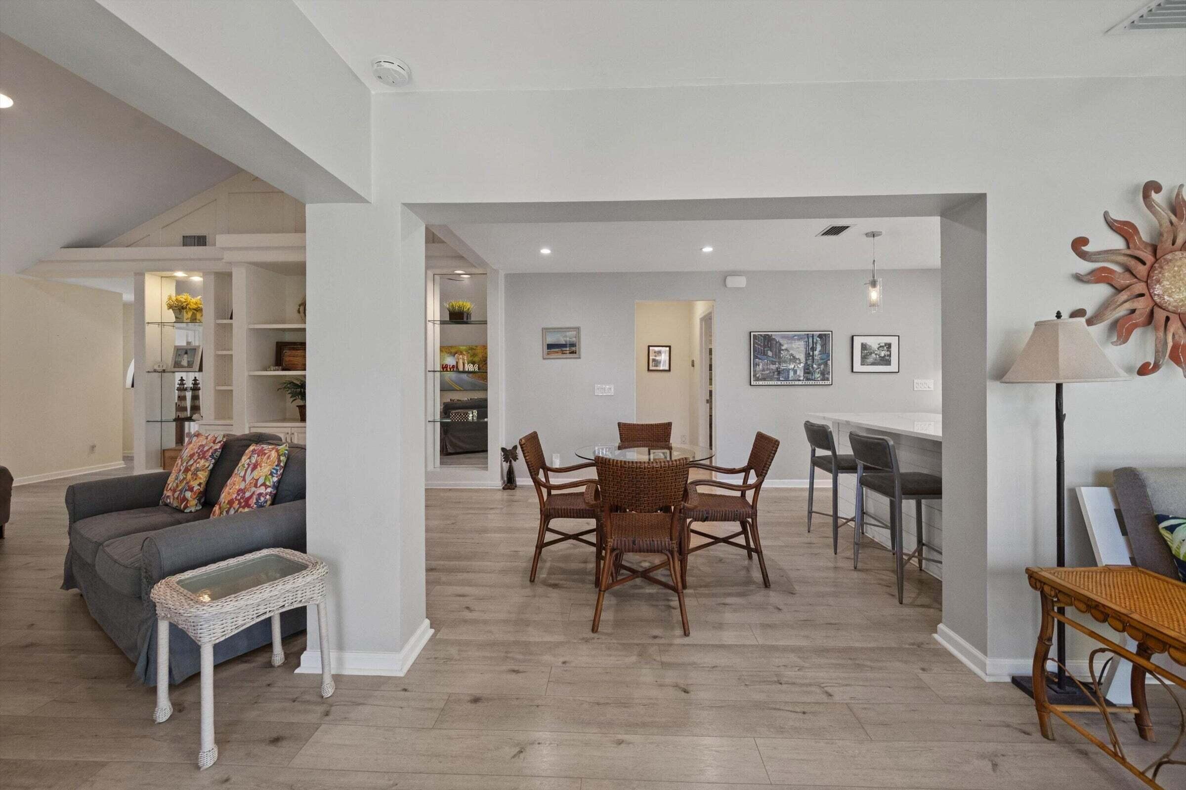 16695 TRADERS #218, Jupiter FL 33477