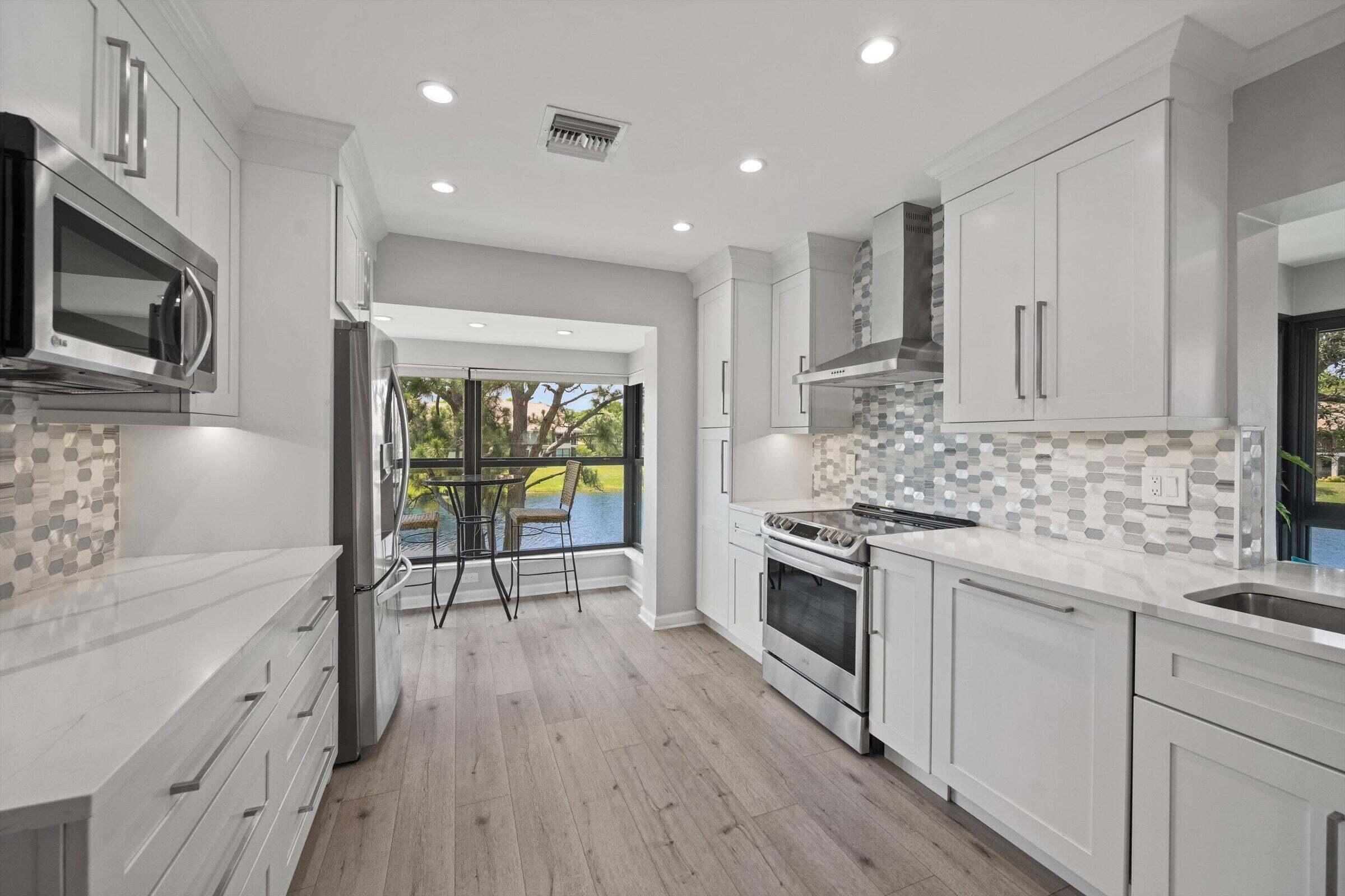 16695 TRADERS #218, Jupiter FL 33477