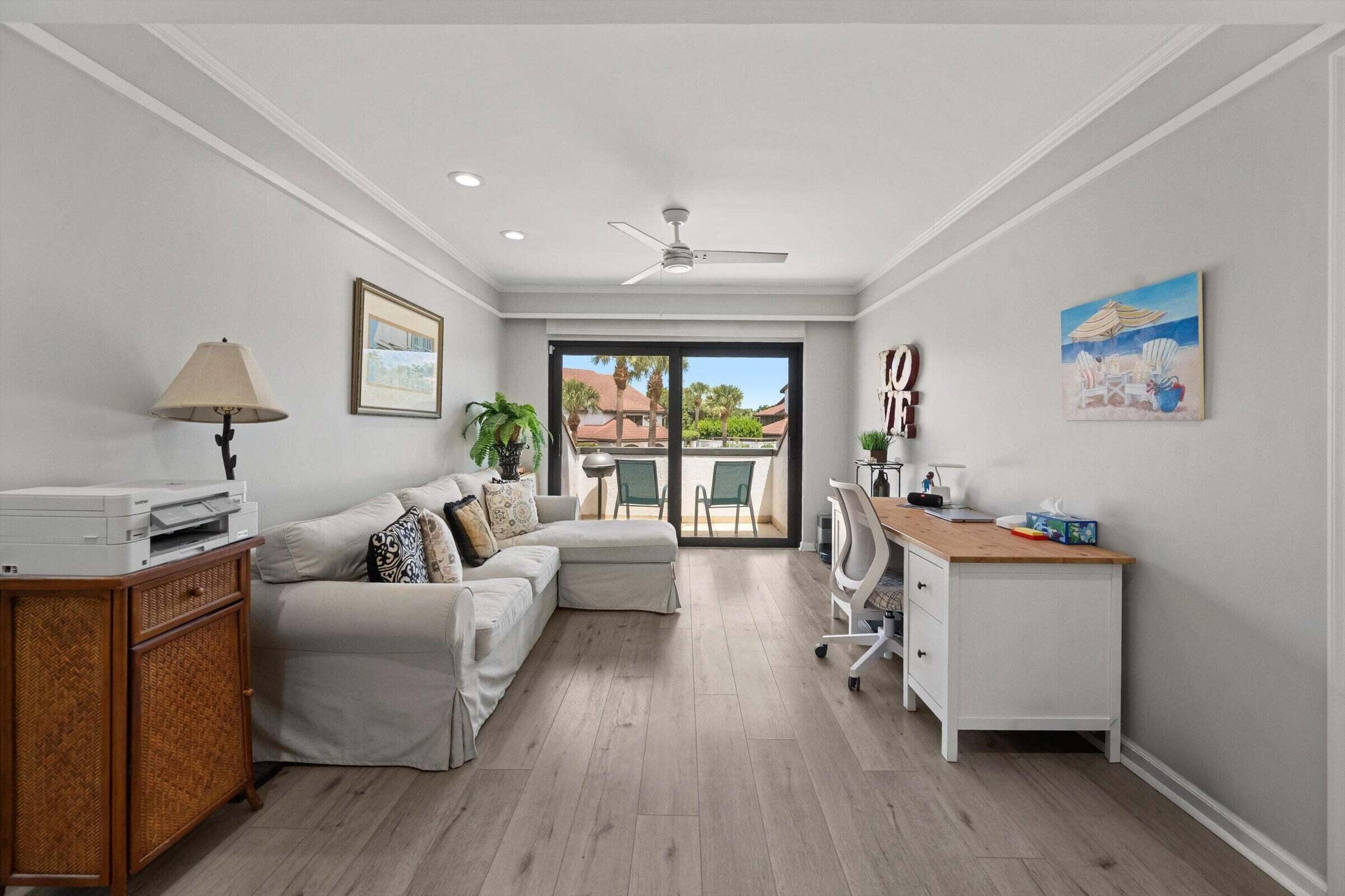 16695 TRADERS #218, Jupiter FL 33477