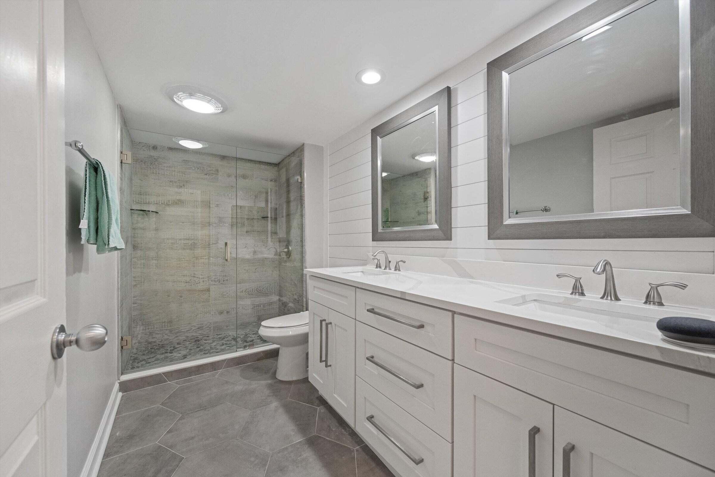 16695 TRADERS #218, Jupiter FL 33477