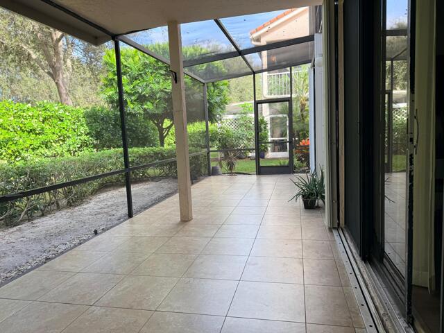 8659 Vía Reale #1, Boca Raton FL 33496
