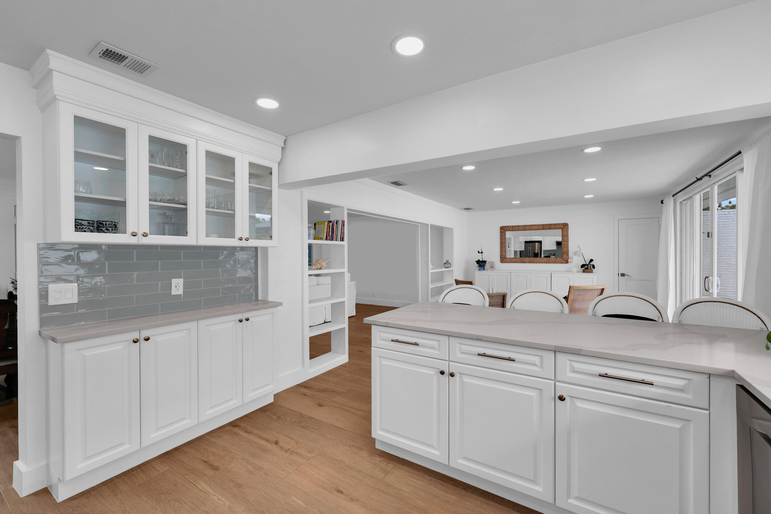 72 WILLOW, Tequesta FL 33469
