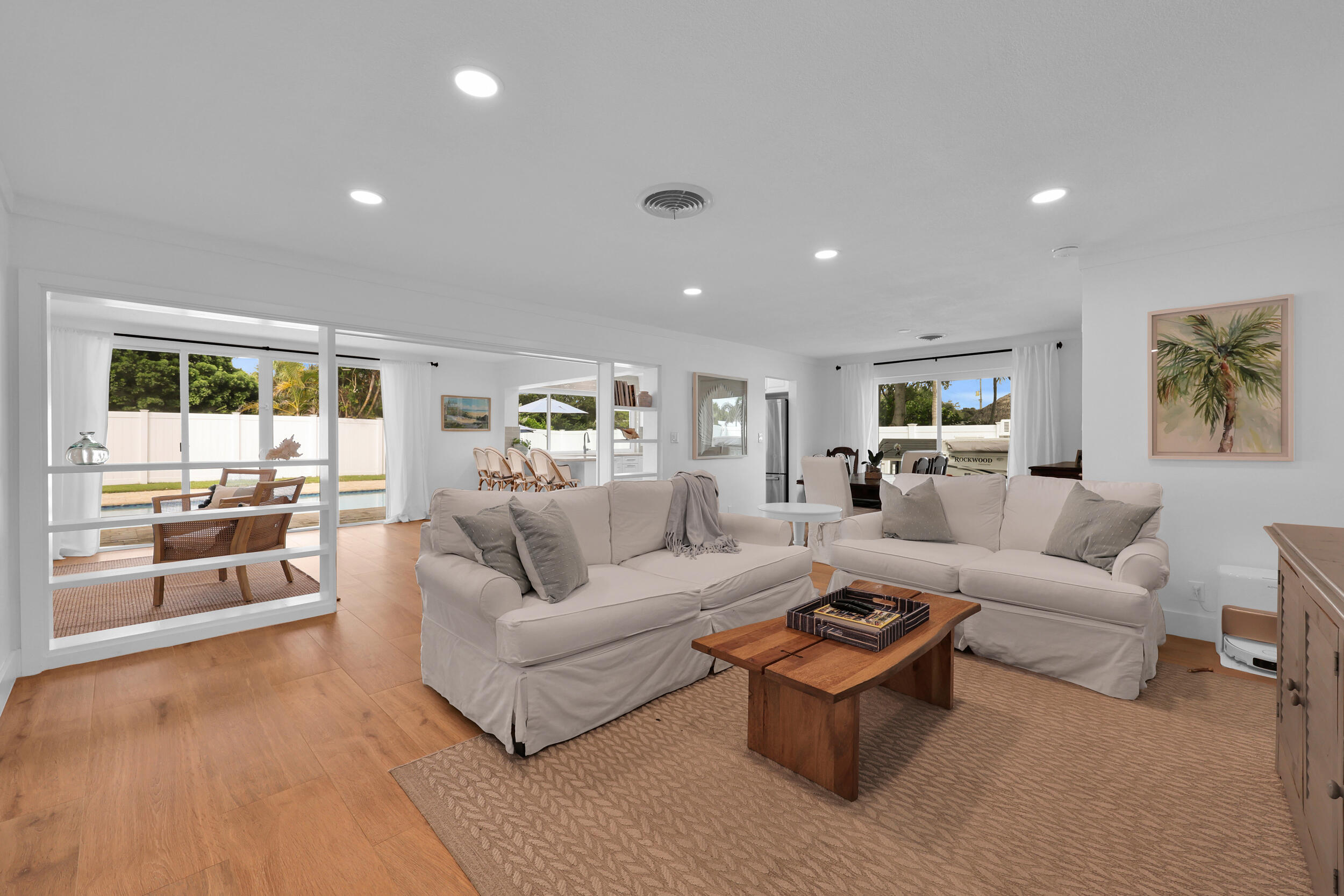 72 WILLOW, Tequesta FL 33469