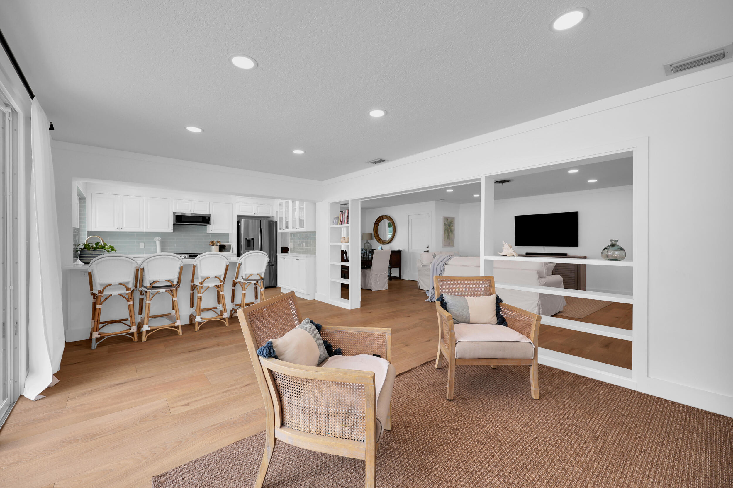 72 WILLOW, Tequesta FL 33469