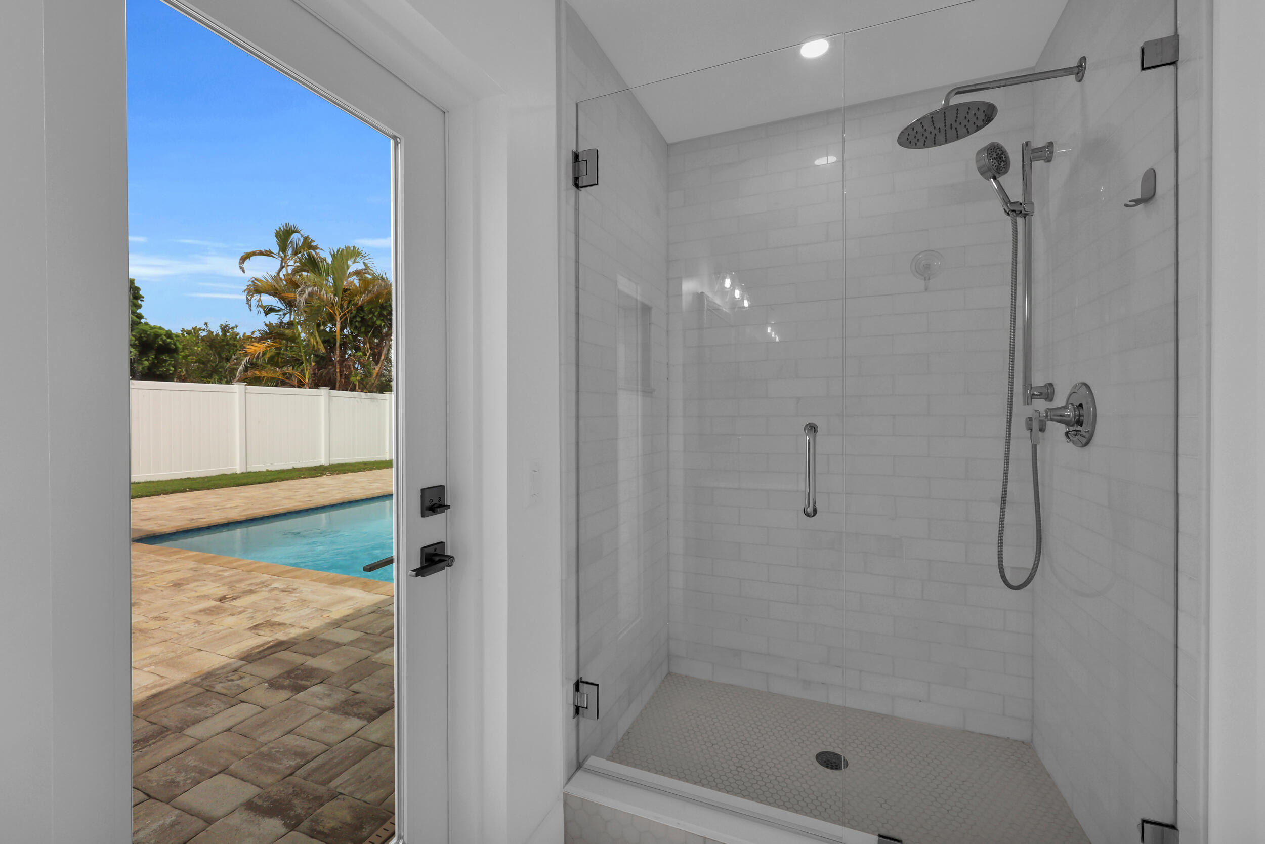 72 WILLOW, Tequesta FL 33469
