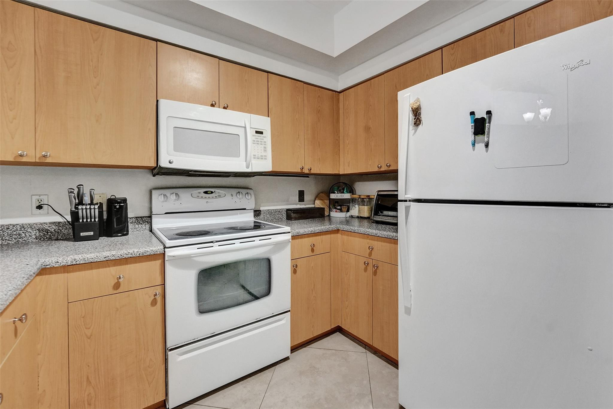7940 N NOB HILL #304, Tamarac FL 33321