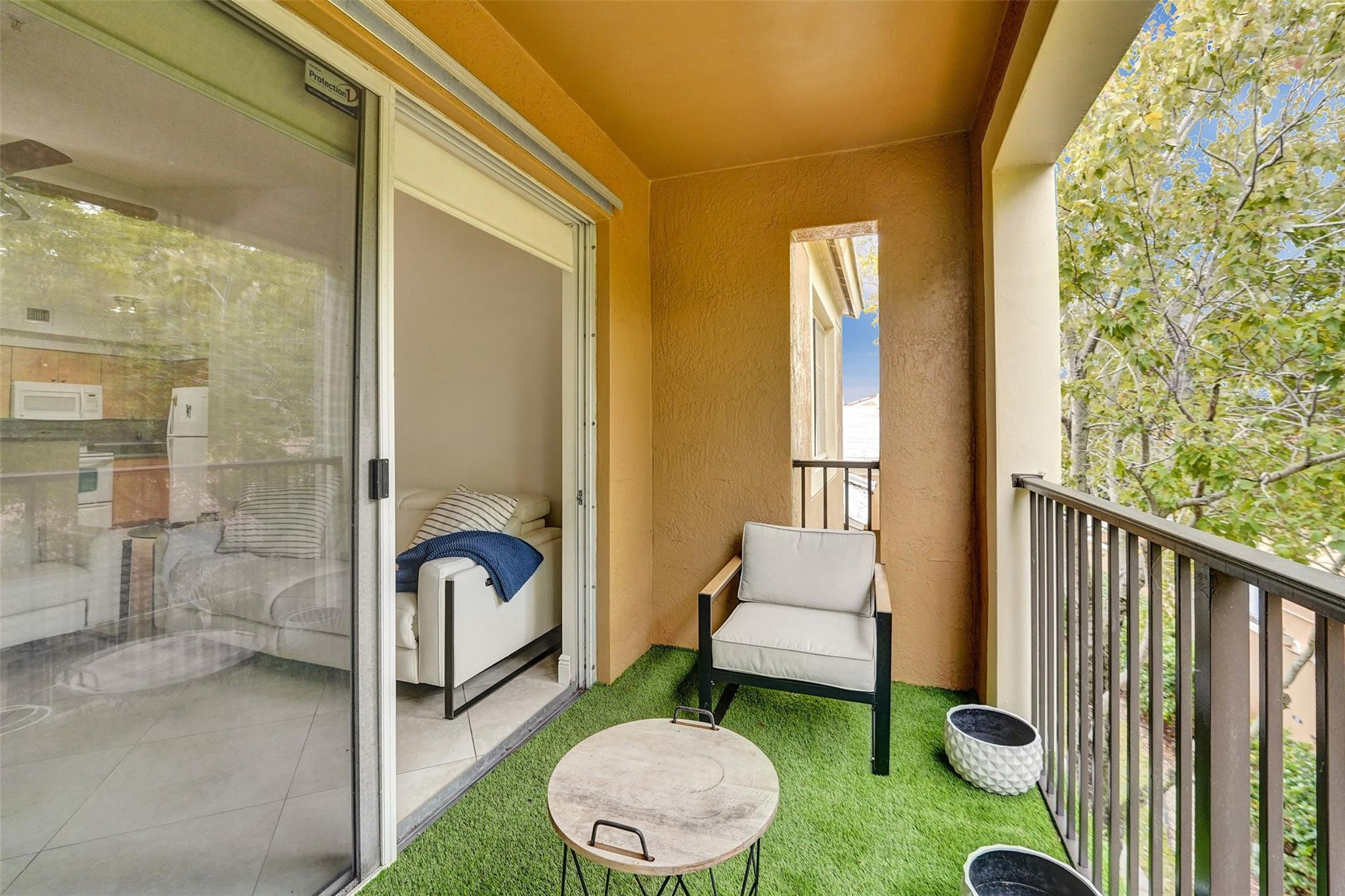 7940 N NOB HILL #304, Tamarac FL 33321