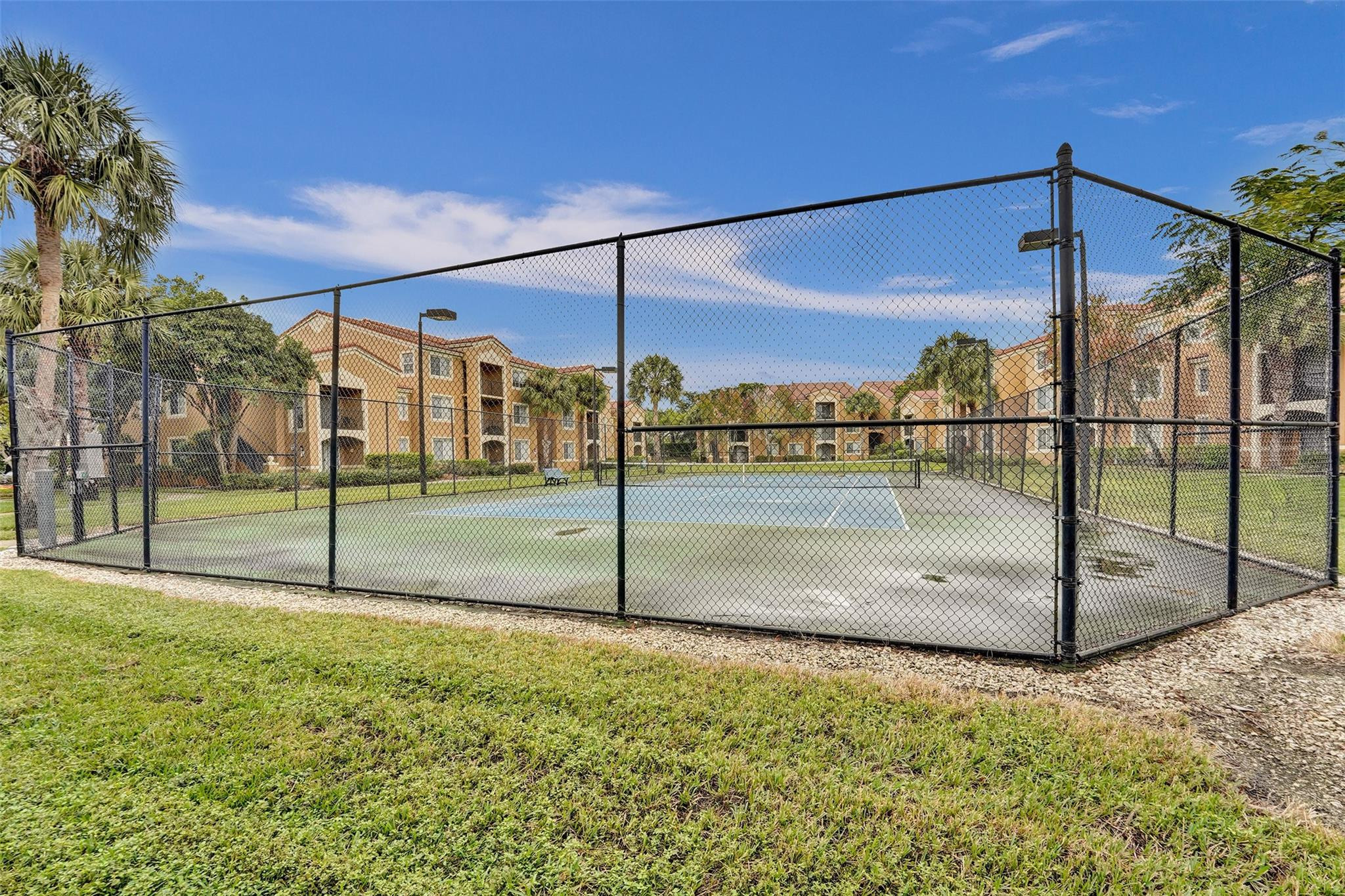 7940 N NOB HILL #304, Tamarac FL 33321