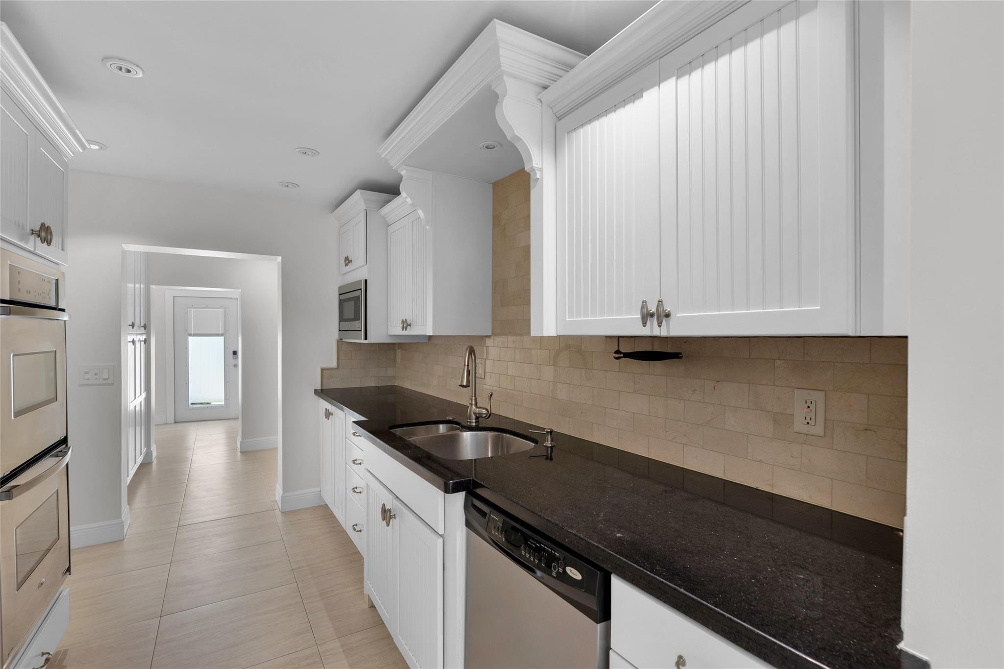 2401 NE 47TH, Lighthouse Point FL 33064