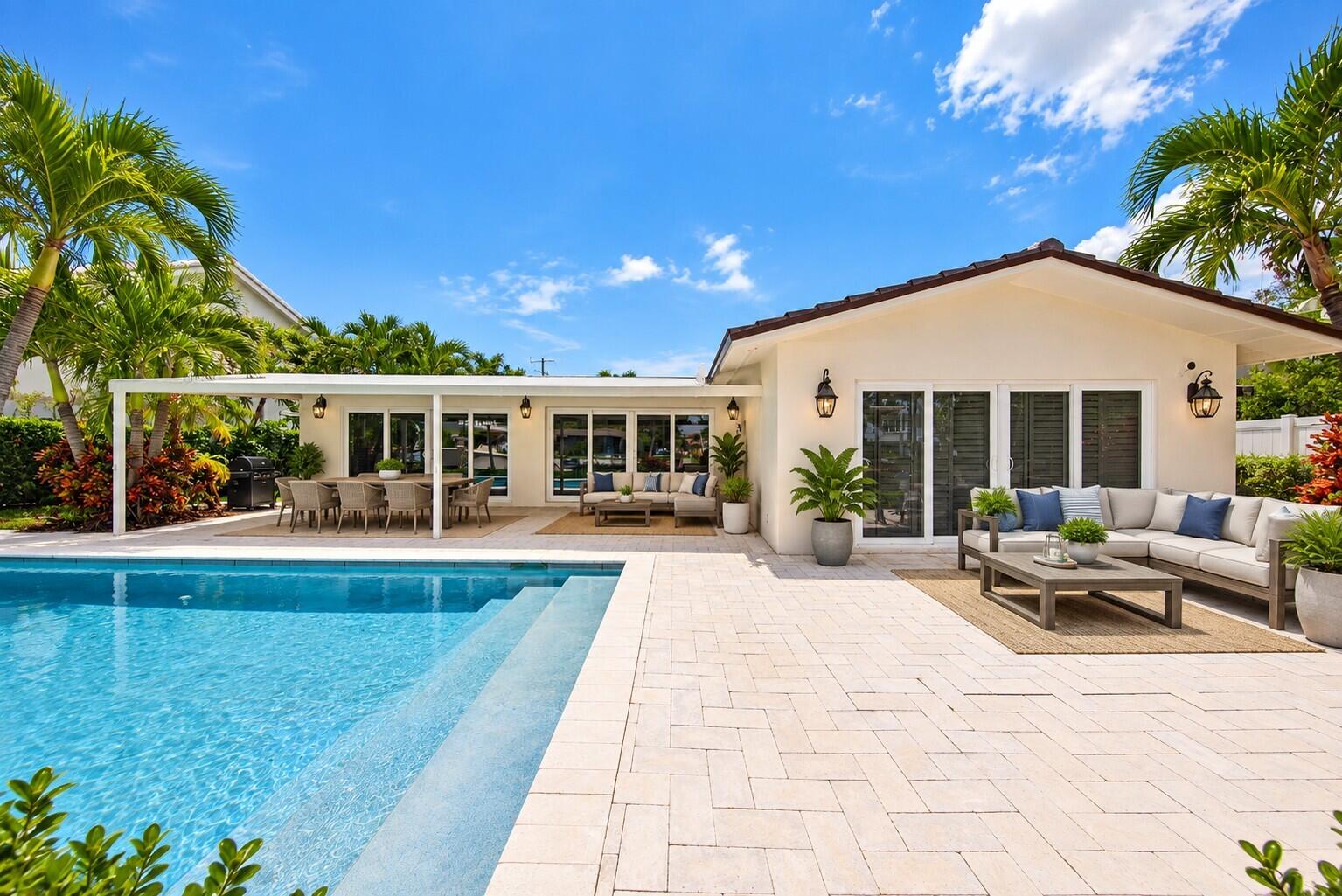 2401 NE 47TH, Lighthouse Point FL 33064