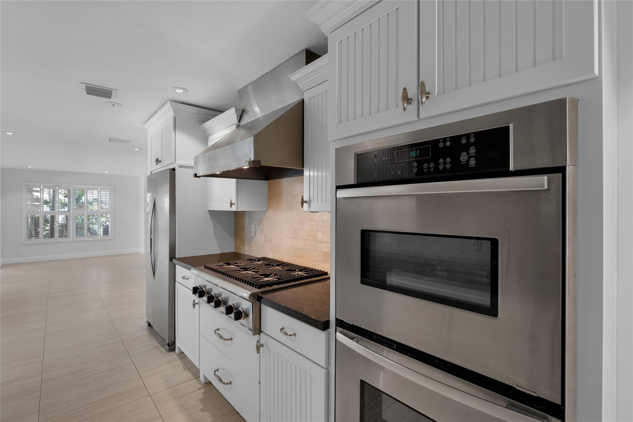 2401 NE 47TH, Lighthouse Point FL 33064
