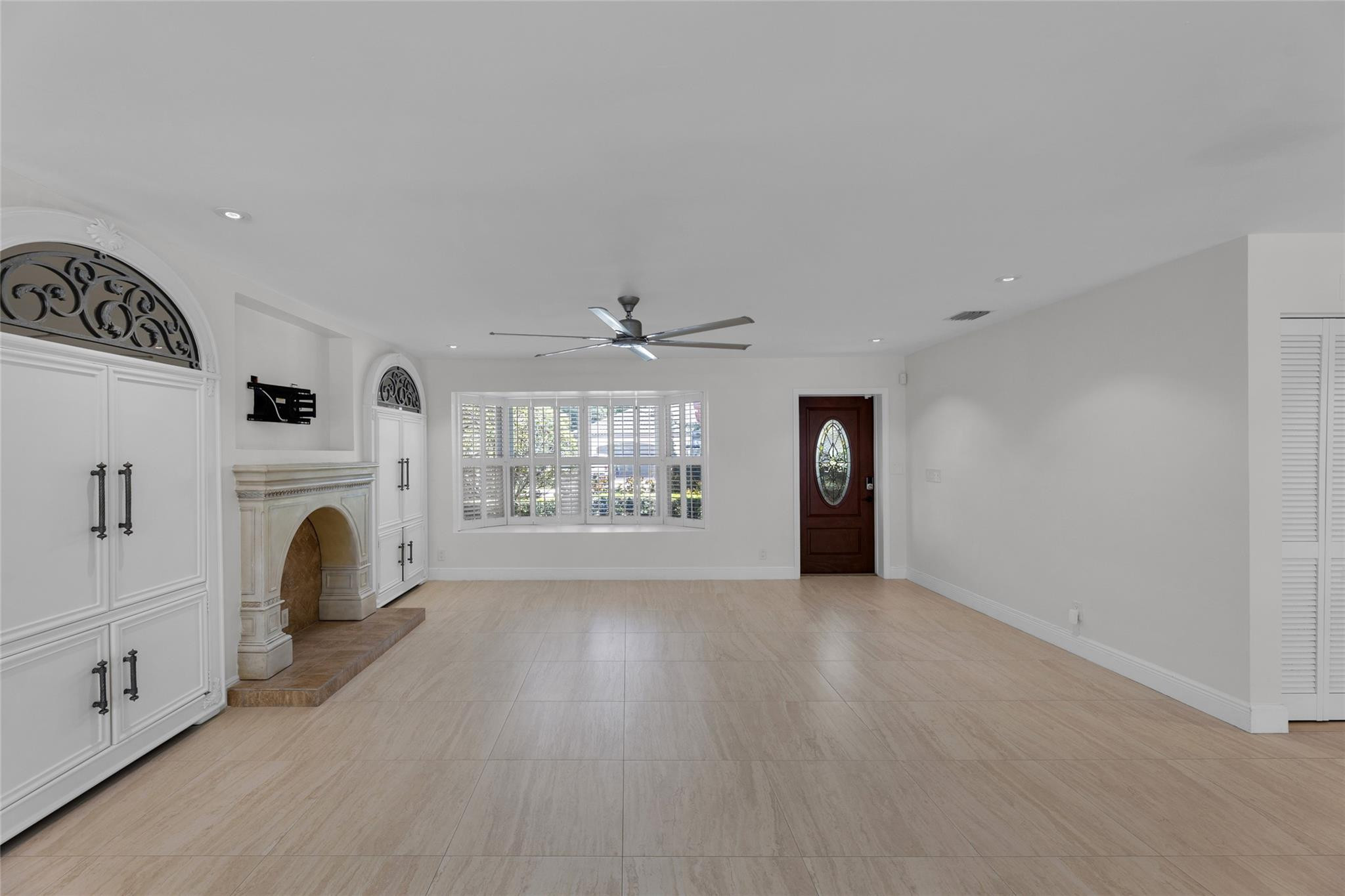 2401 NE 47TH, Lighthouse Point FL 33064
