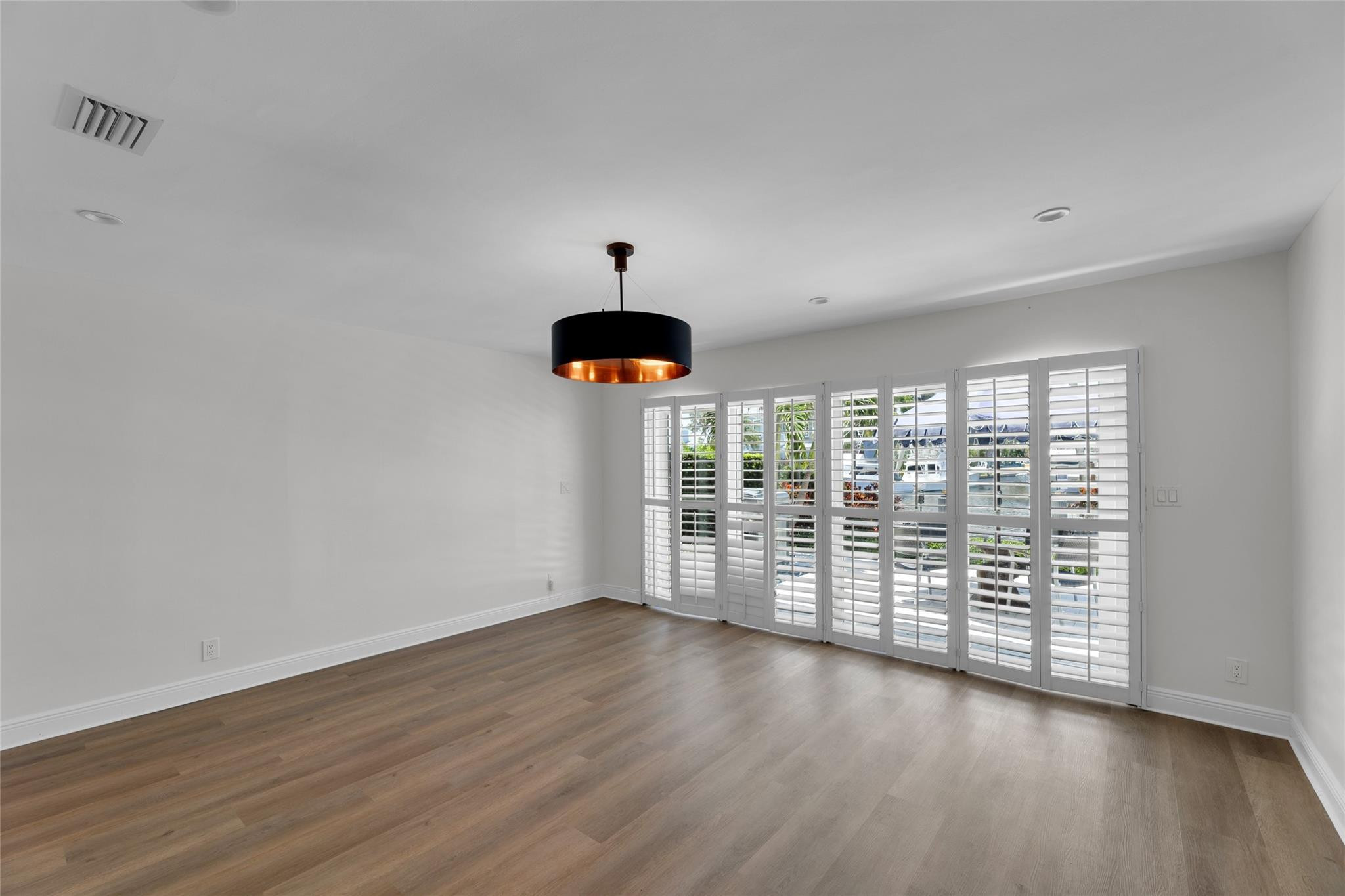2401 NE 47TH, Lighthouse Point FL 33064