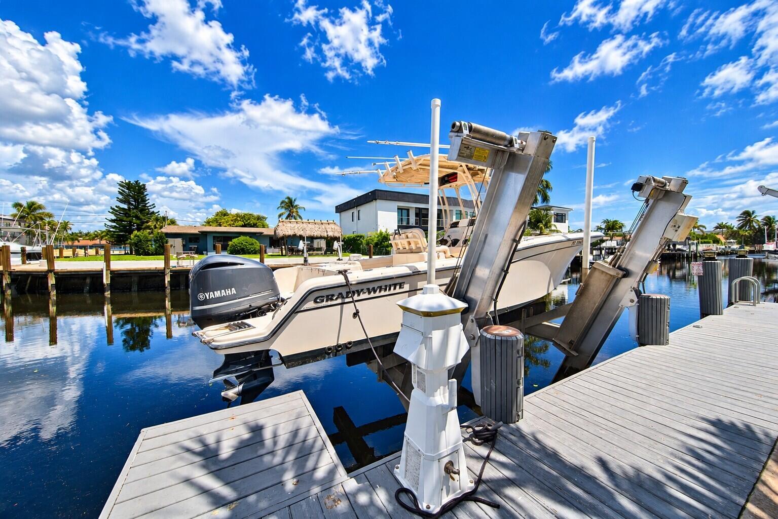 2401 NE 47TH, Lighthouse Point FL 33064