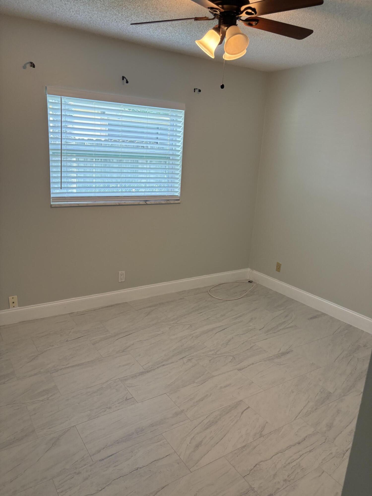8250 SW 8TH, North Lauderdale FL 33068