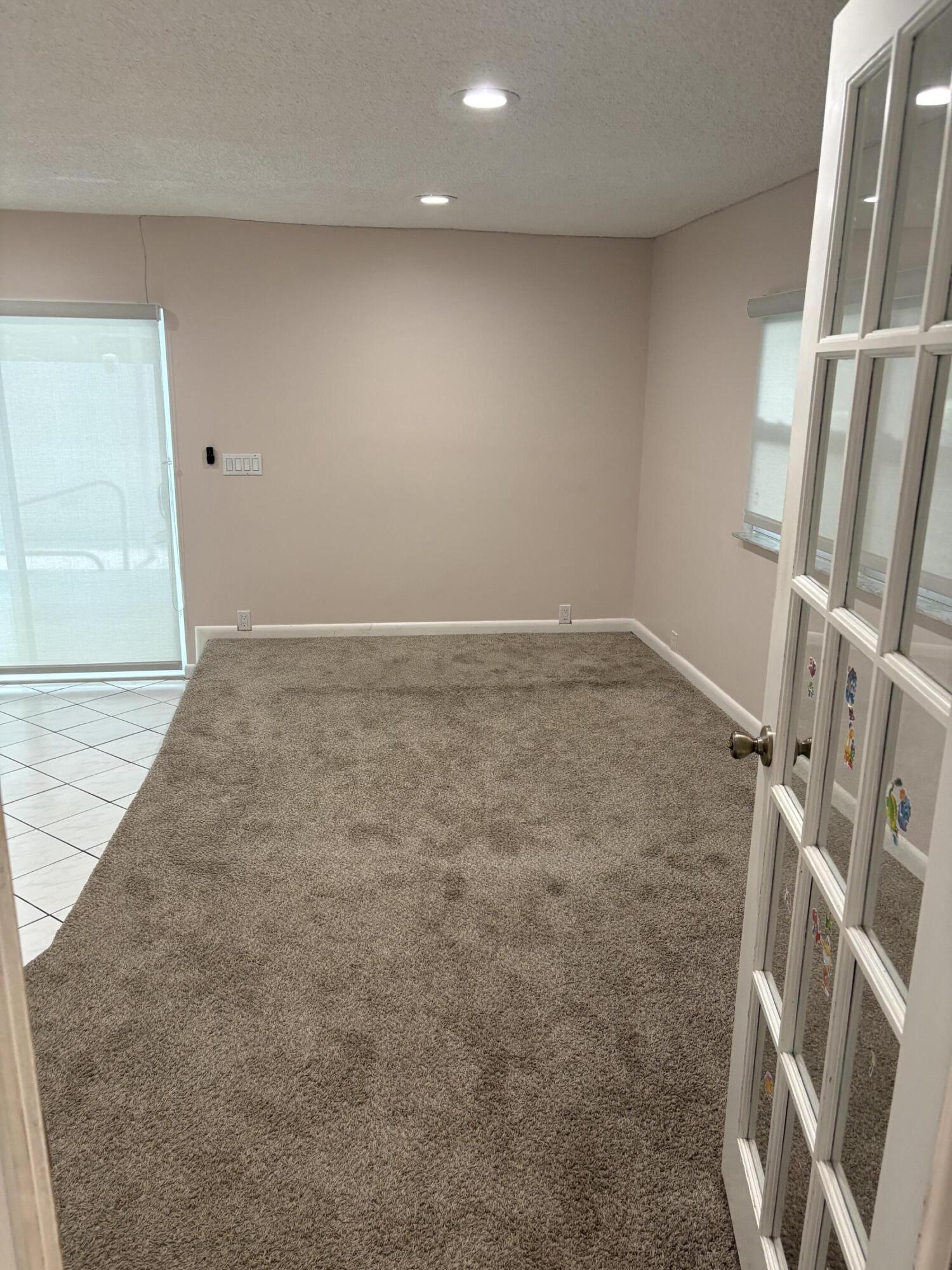 8250 SW 8TH, North Lauderdale FL 33068