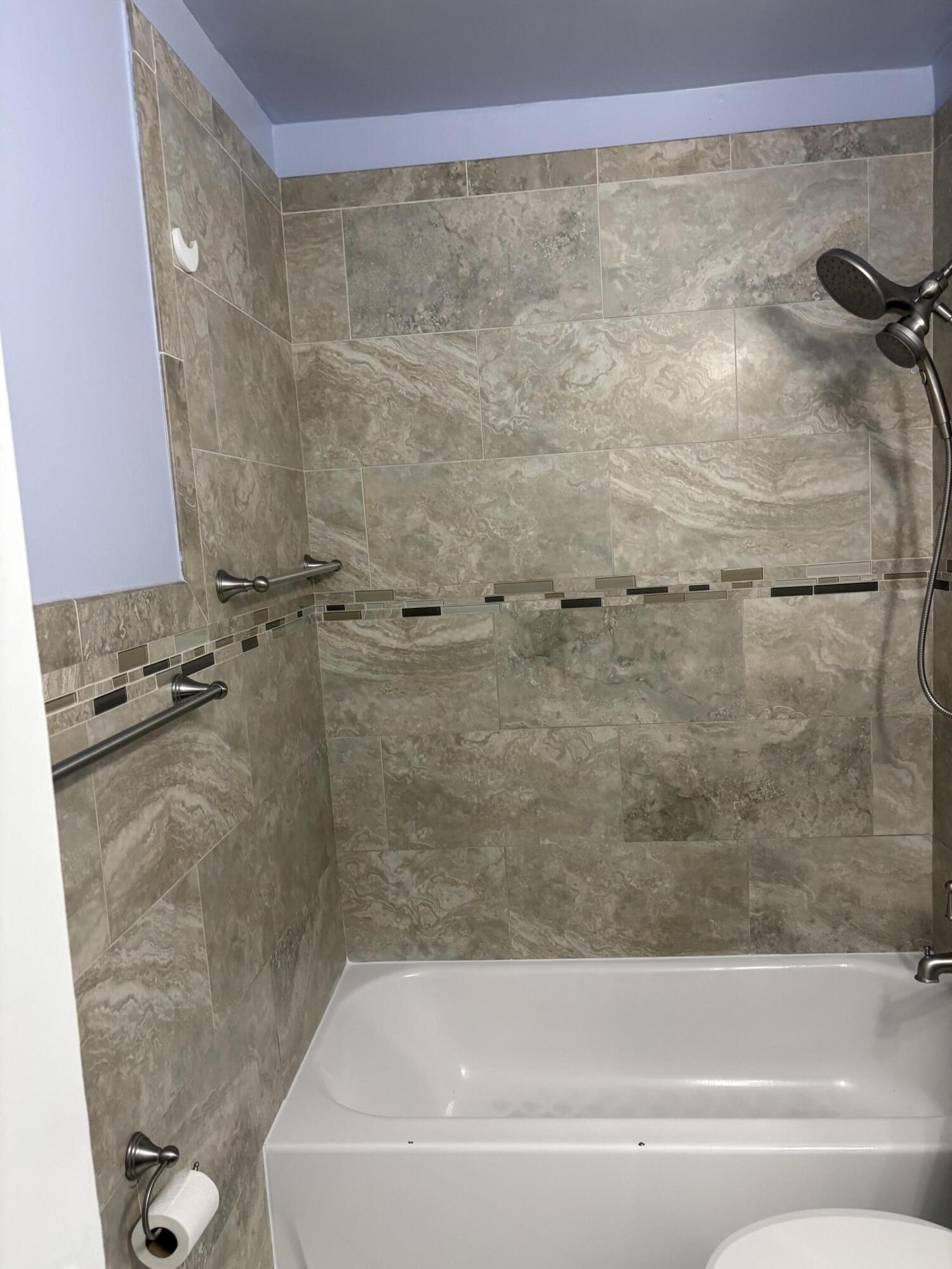 8250 SW 8TH, North Lauderdale FL 33068