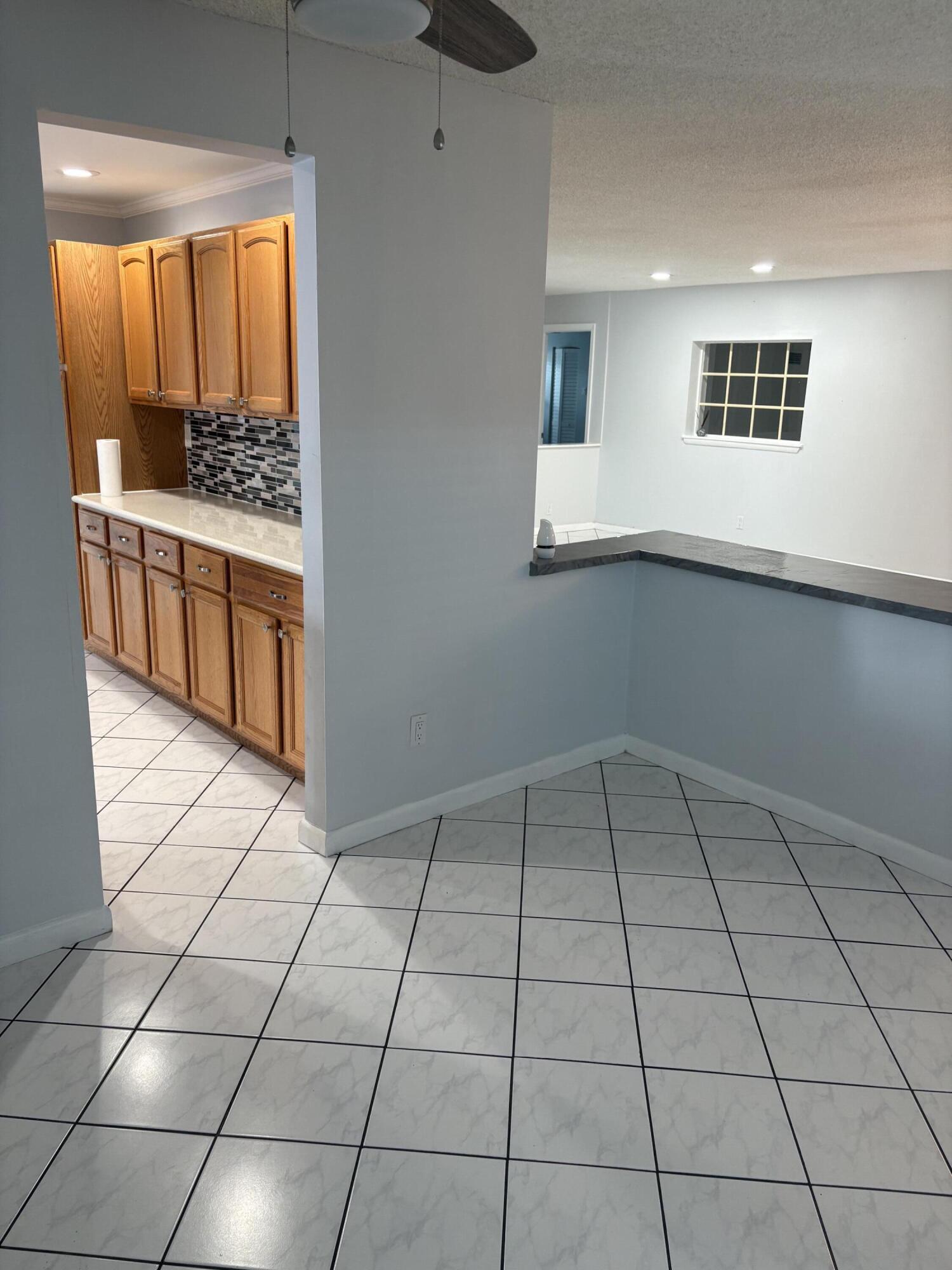 8250 SW 8TH, North Lauderdale FL 33068