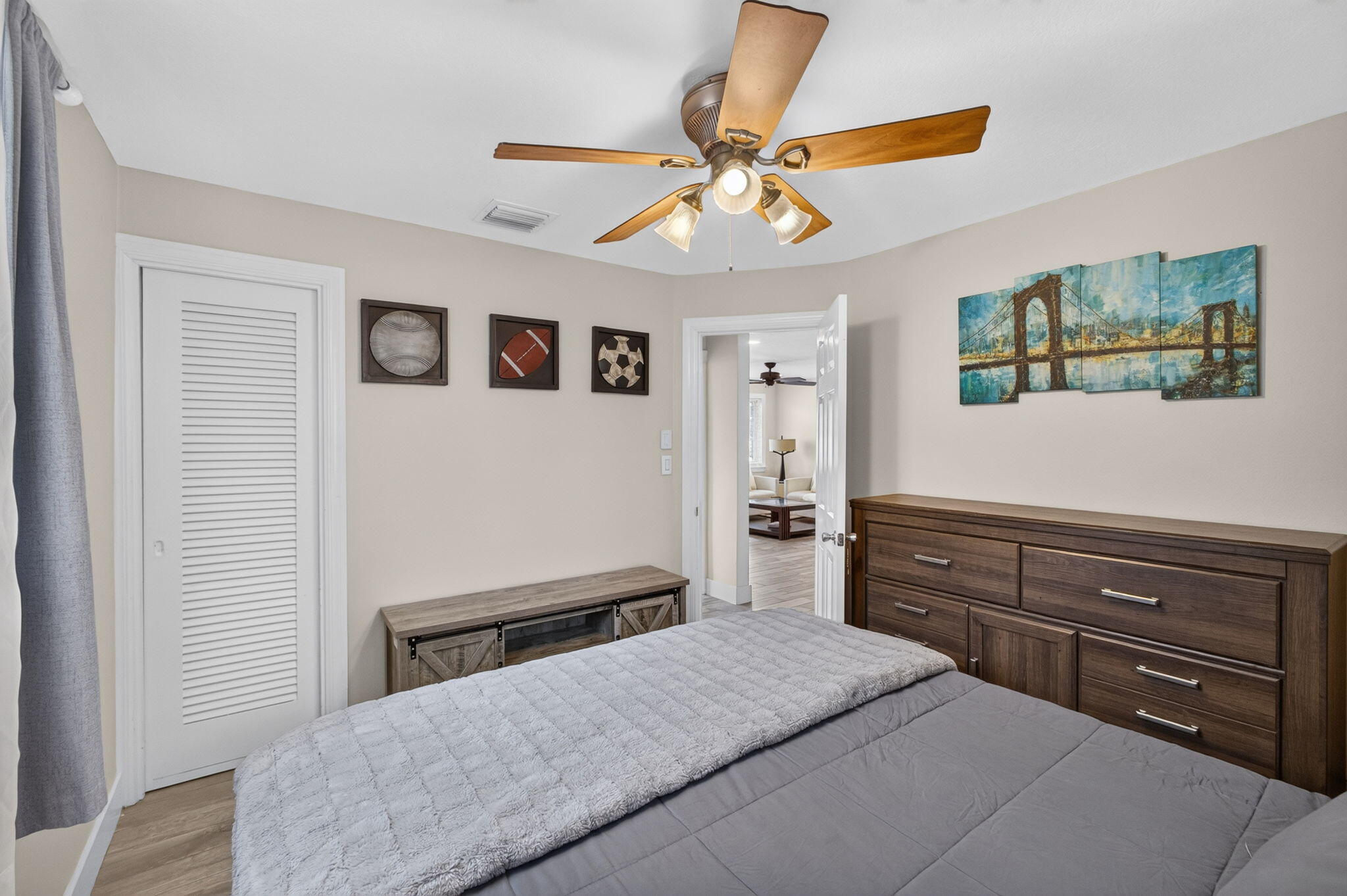 216 E 24TH, Riviera Beach FL 33404