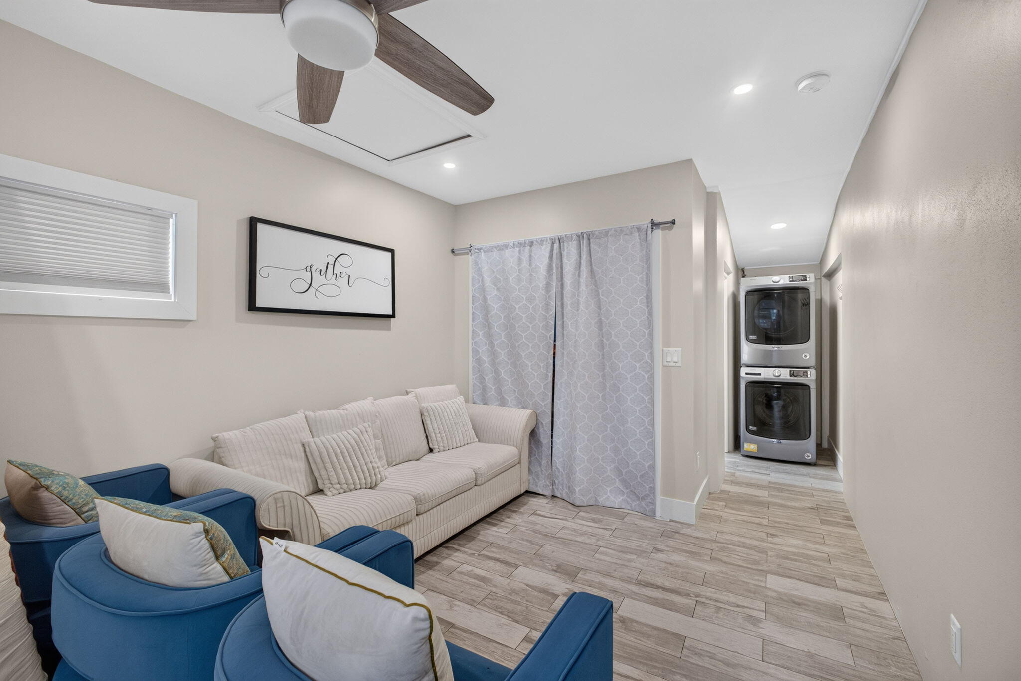 216 E 24TH, Riviera Beach FL 33404