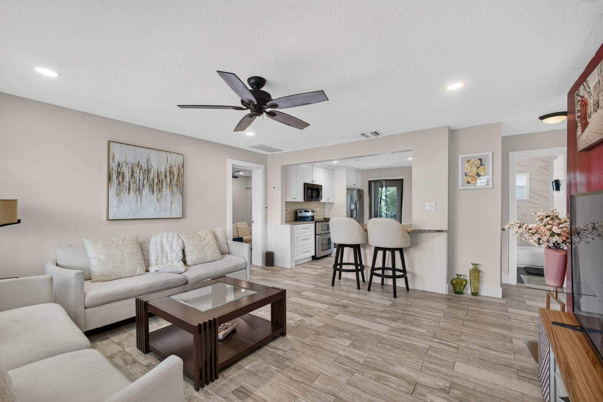 216 E 24TH, Riviera Beach FL 33404