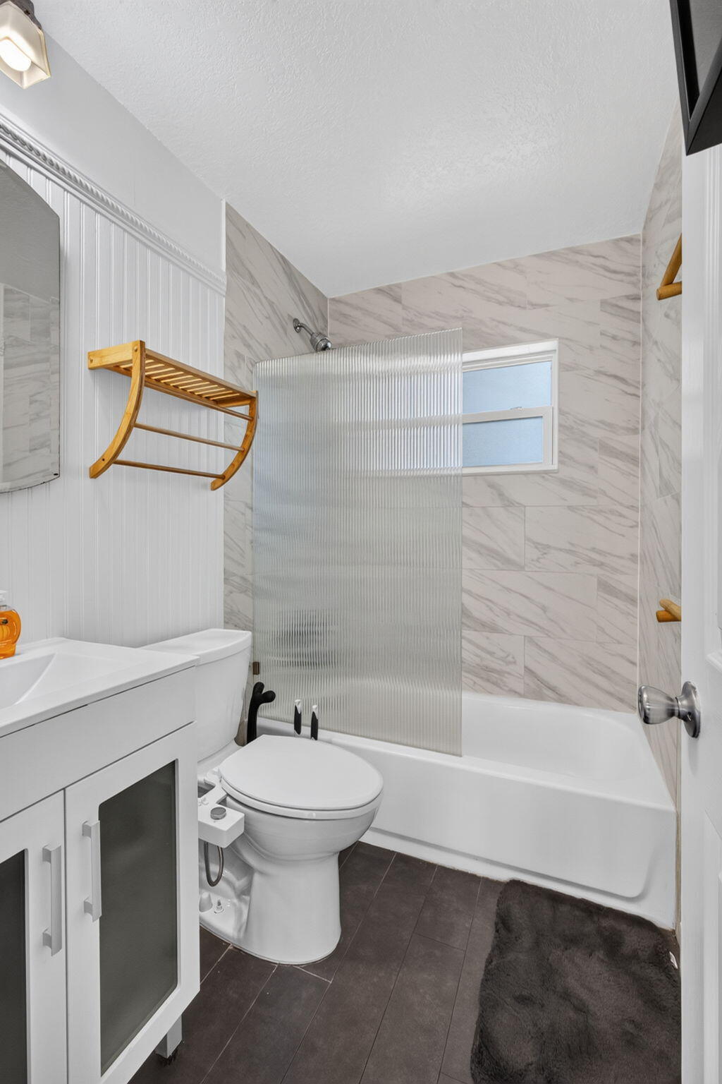 216 E 24TH, Riviera Beach FL 33404
