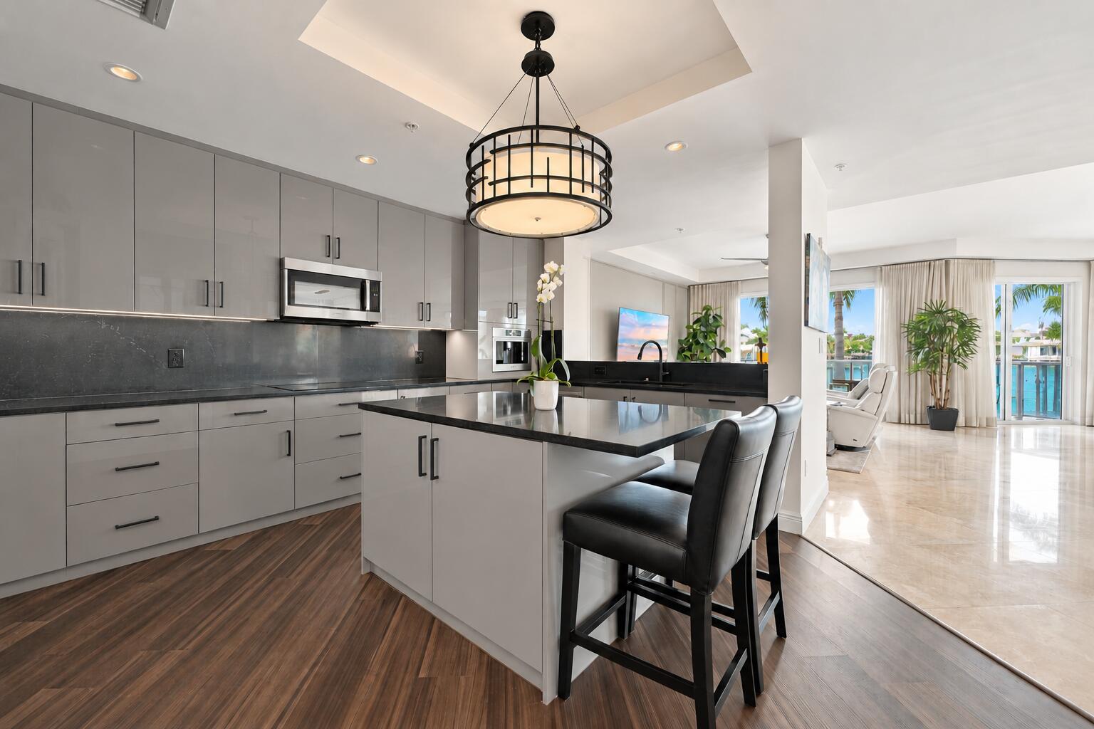 516 HENDRICKS #2C, Fort Lauderdale FL 33301