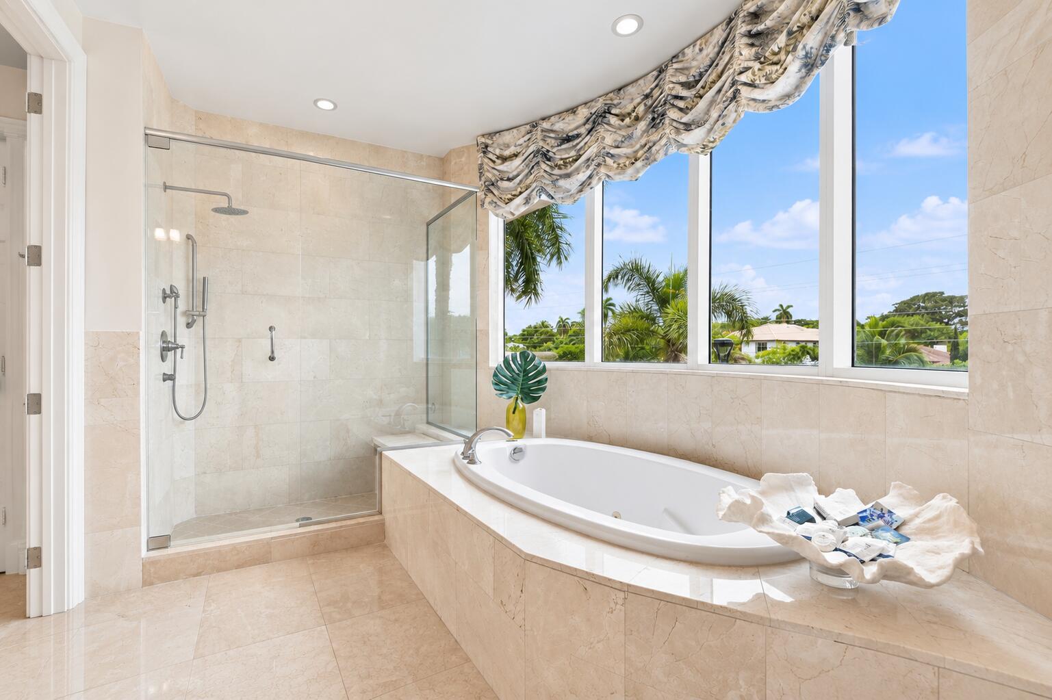 516 HENDRICKS #2C, Fort Lauderdale FL 33301
