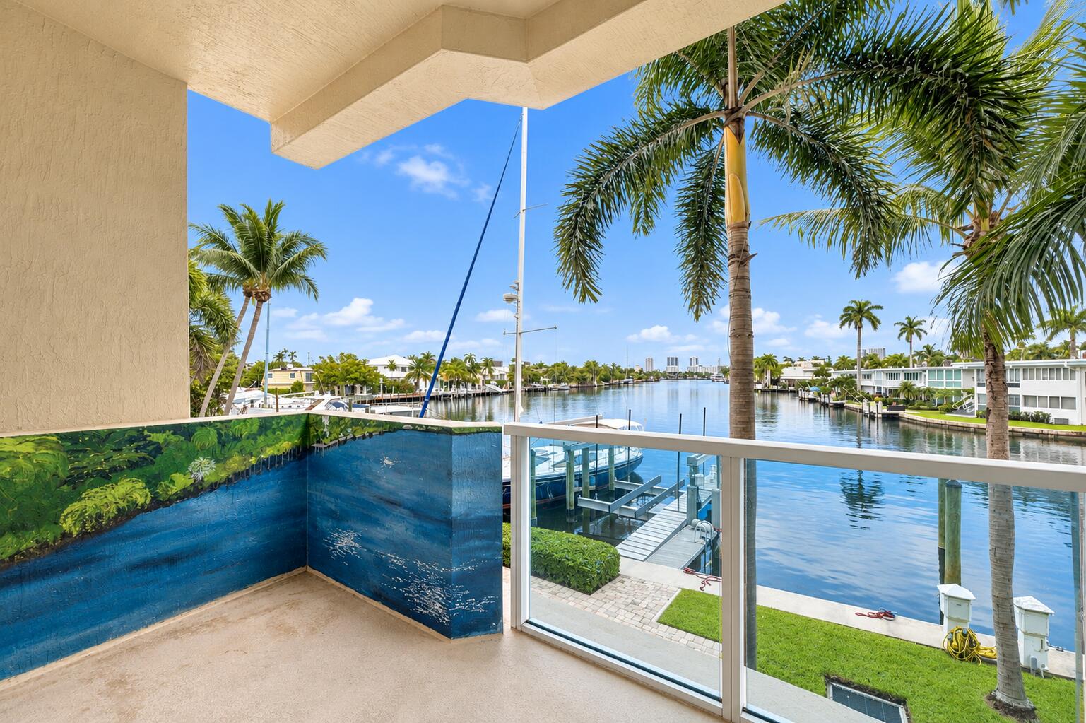 516 HENDRICKS #2C, Fort Lauderdale FL 33301