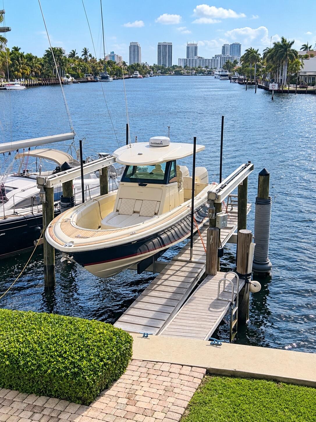 516 HENDRICKS #2C, Fort Lauderdale FL 33301