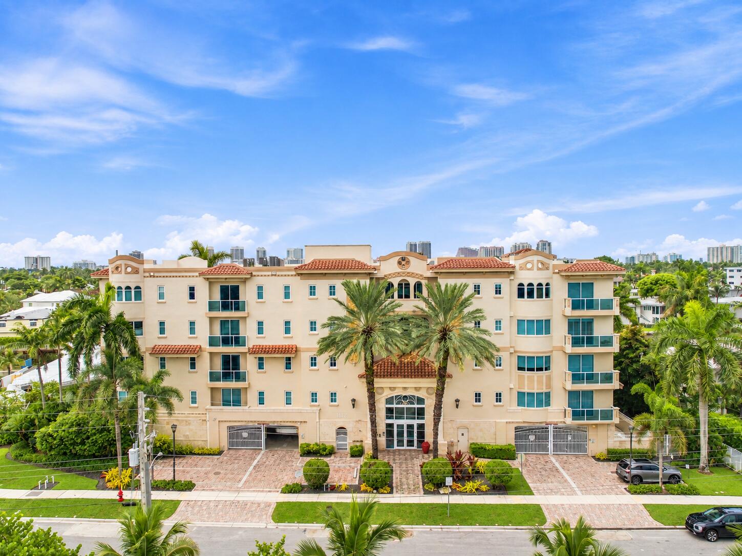 516 HENDRICKS #2C, Fort Lauderdale FL 33301