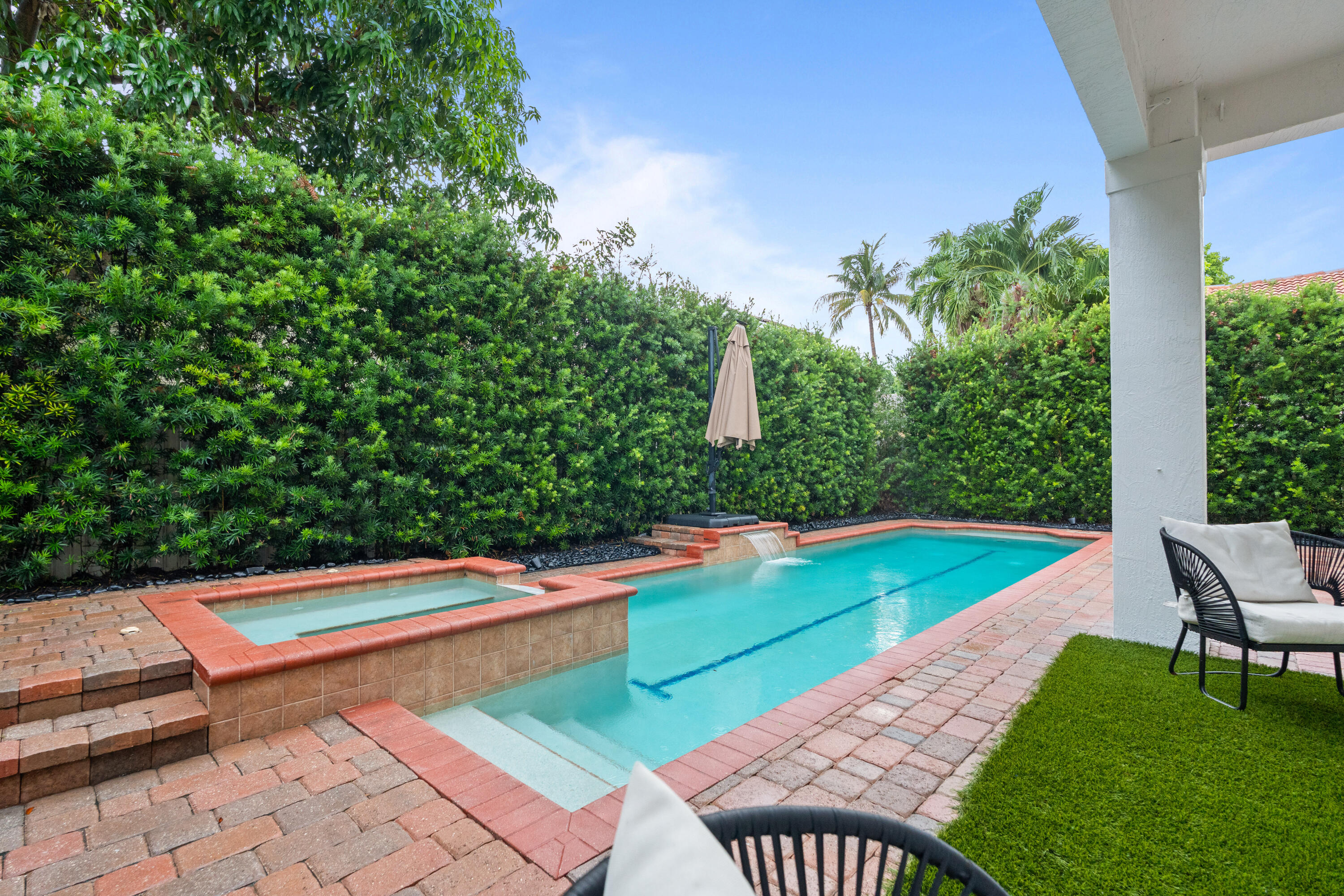 7372 NW 18TH, Pembroke Pines FL 33024