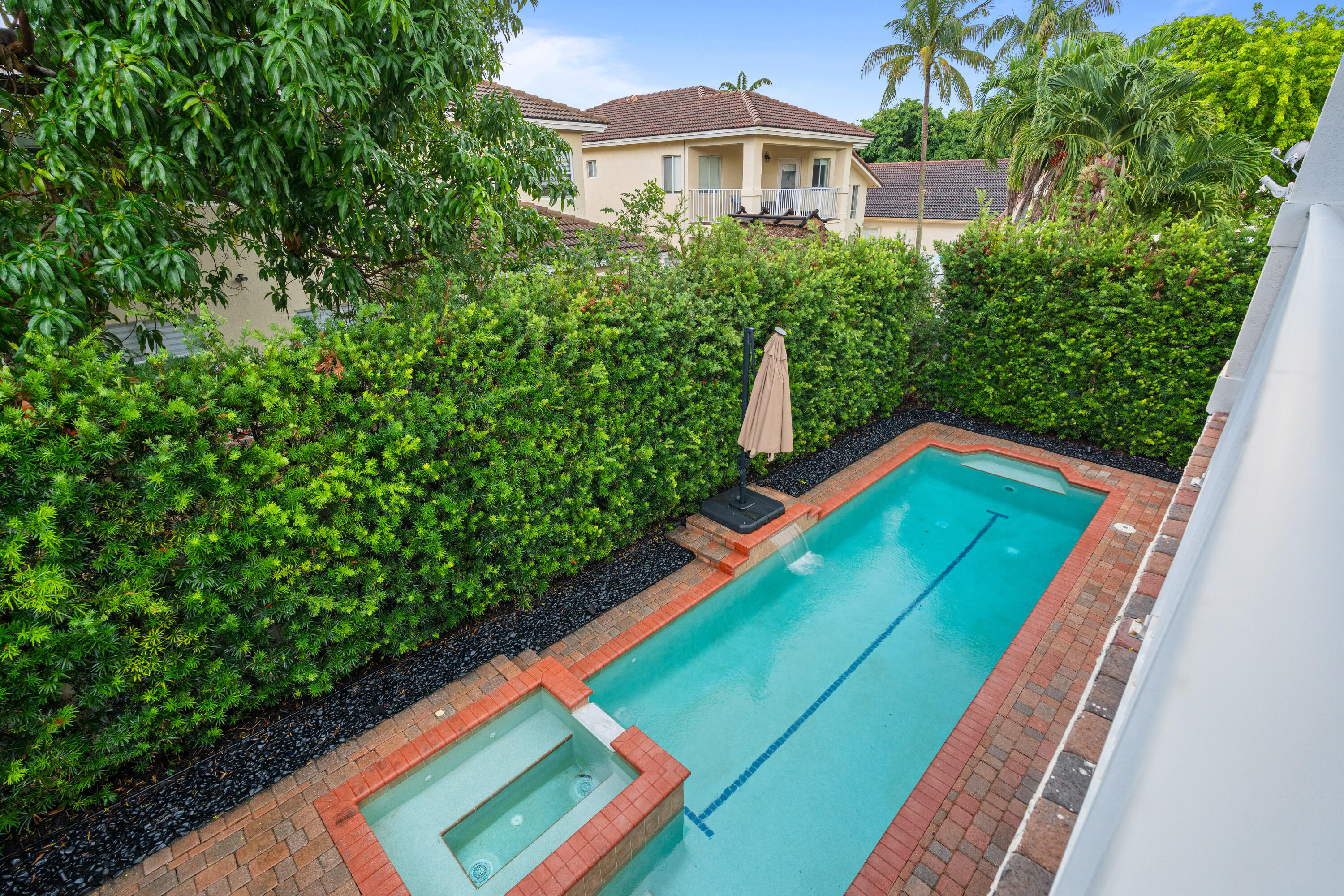 7372 NW 18TH, Pembroke Pines FL 33024