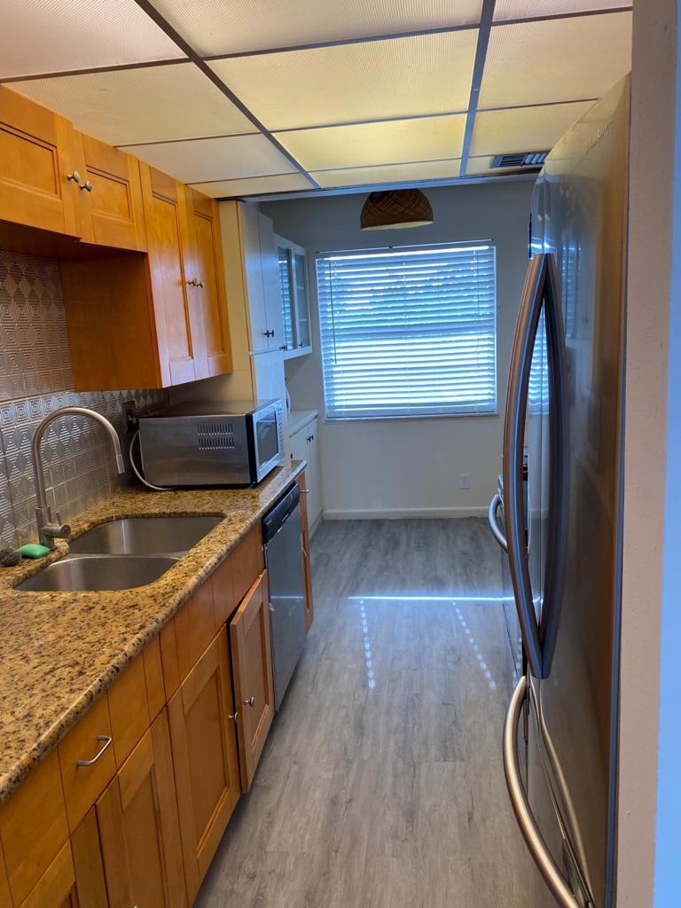 3161 NW 47TH #402, Lauderdale Lakes FL 33319