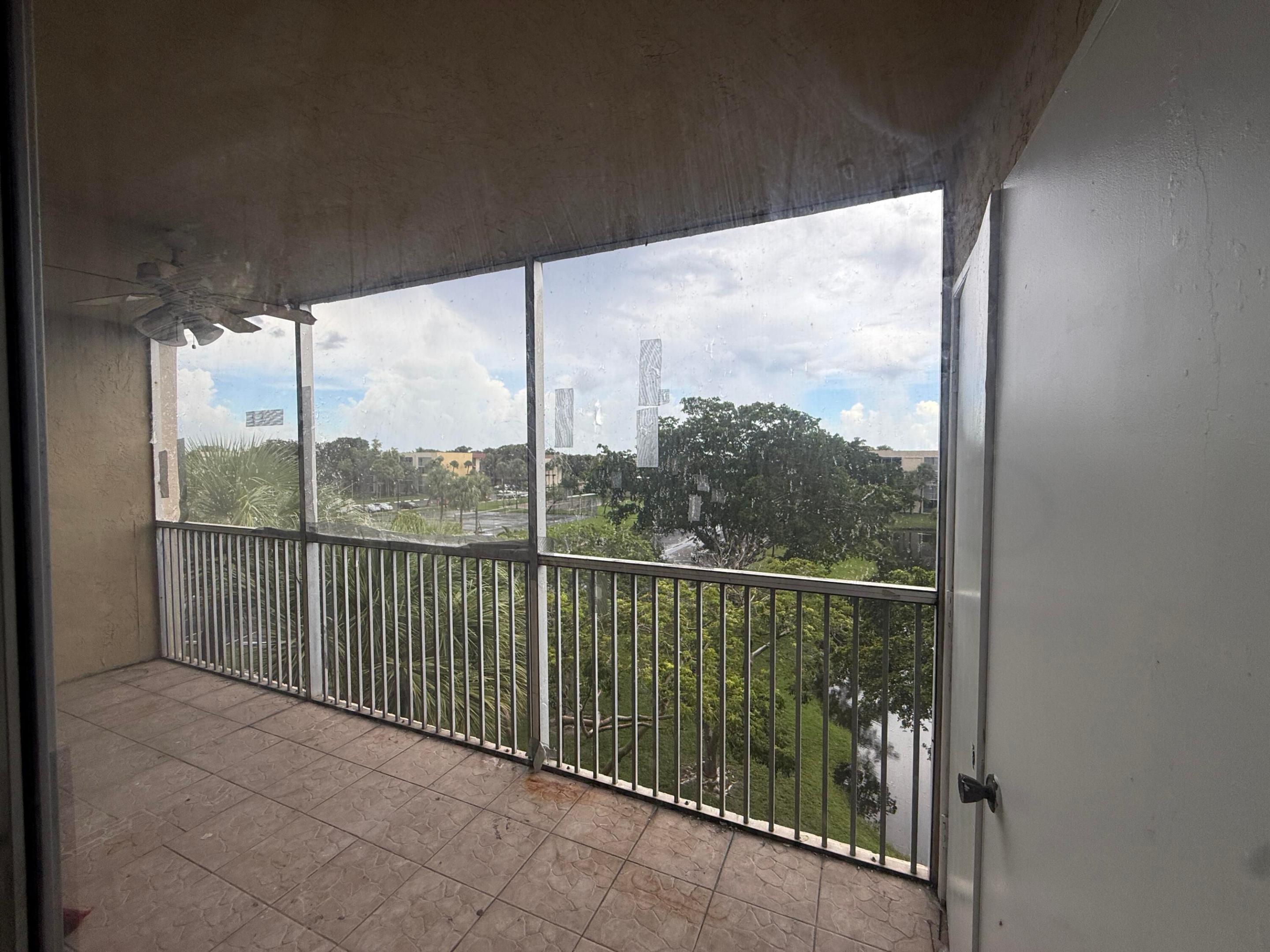 3161 NW 47TH #402, Lauderdale Lakes FL 33319