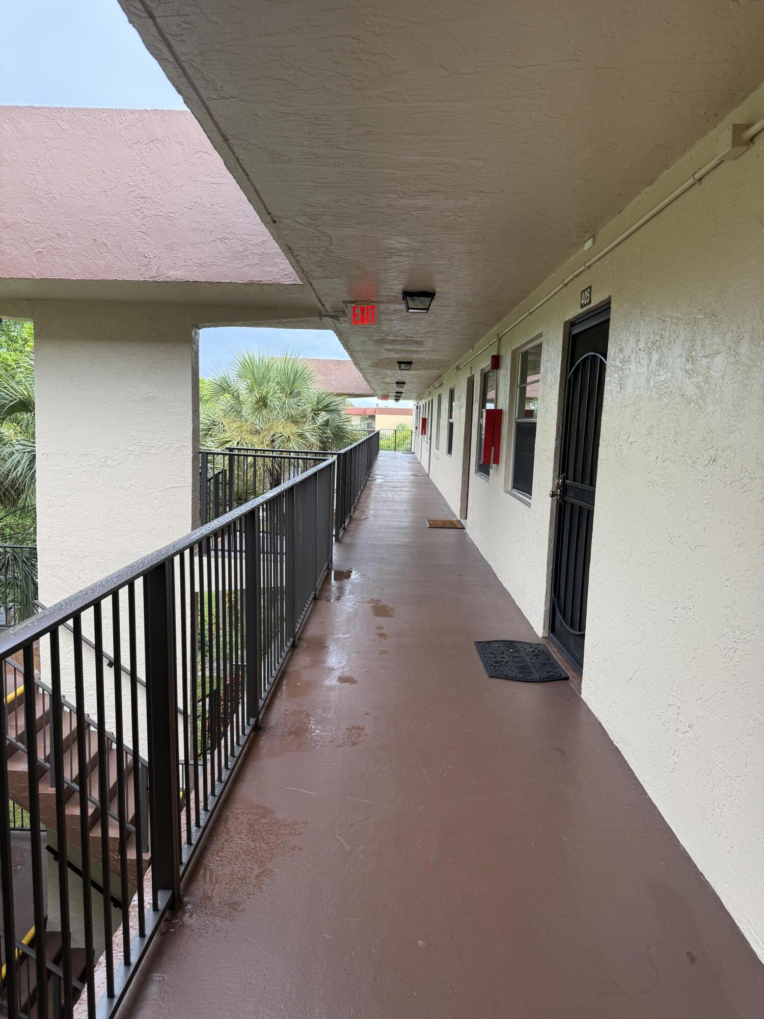3161 NW 47TH #402, Lauderdale Lakes FL 33319