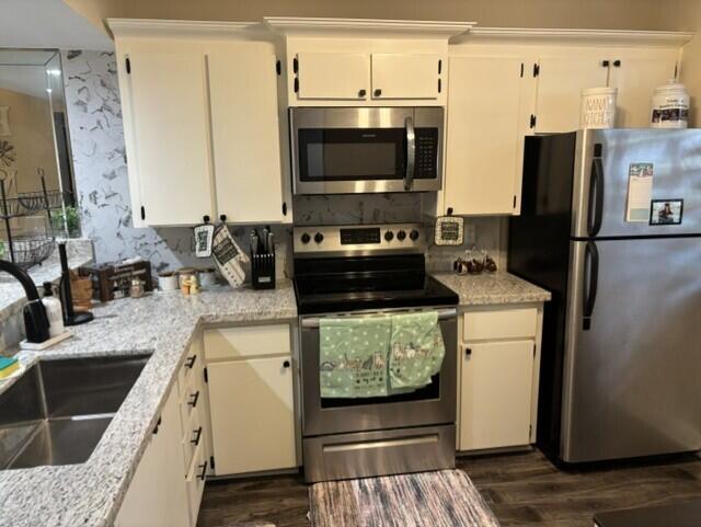 1707 WHITEHALL #105, Davie FL 33324