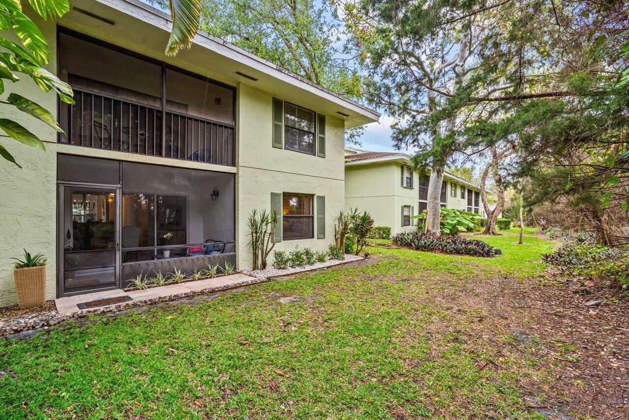 2001 Sabal Ridge #A, Palm Beach Gardens FL 33418