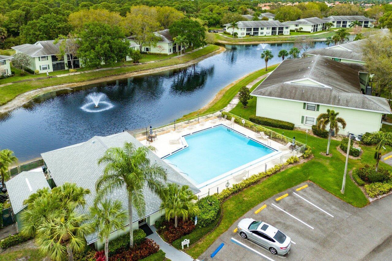 2001 Sabal Ridge #A, Palm Beach Gardens FL 33418