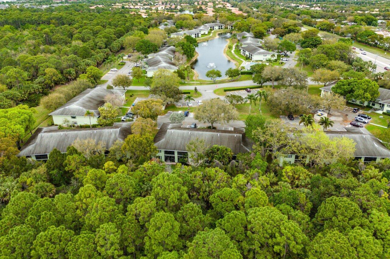 2001 Sabal Ridge #A, Palm Beach Gardens FL 33418