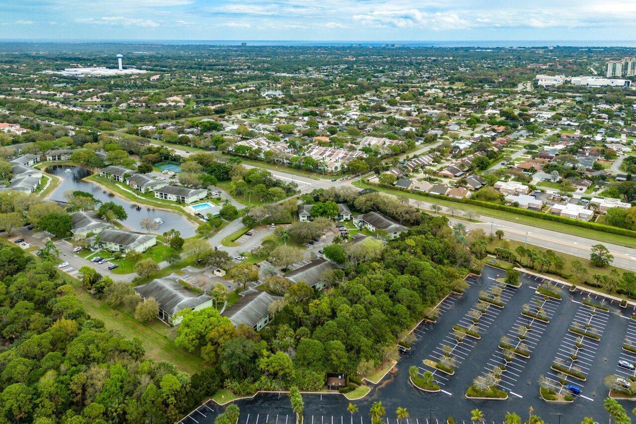 2001 Sabal Ridge #A, Palm Beach Gardens FL 33418