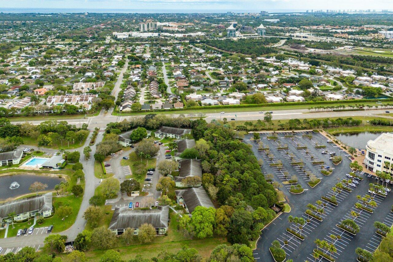 2001 Sabal Ridge #A, Palm Beach Gardens FL 33418