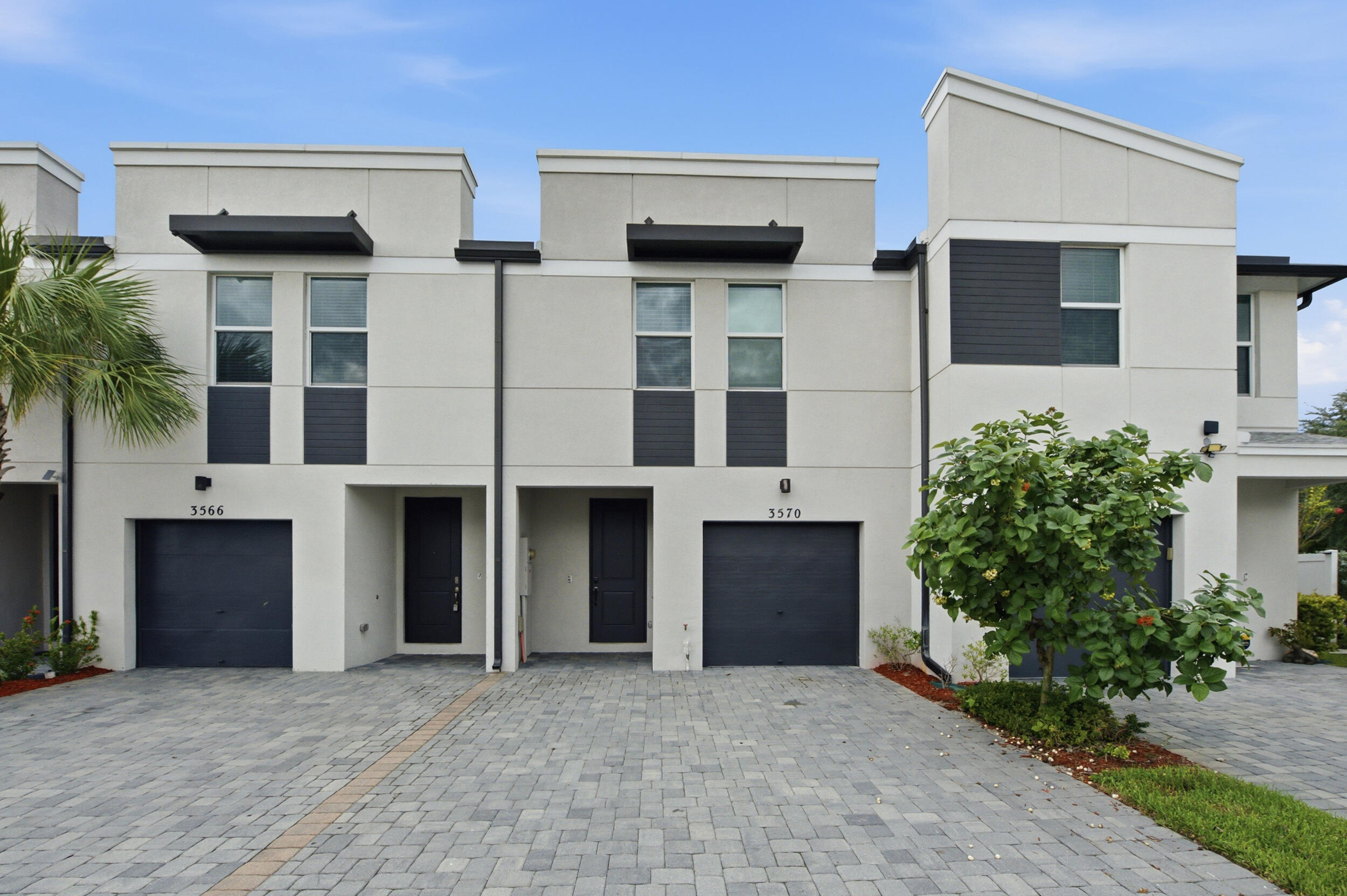 3570 SAN BERNARDINO, Palm Springs FL 33461