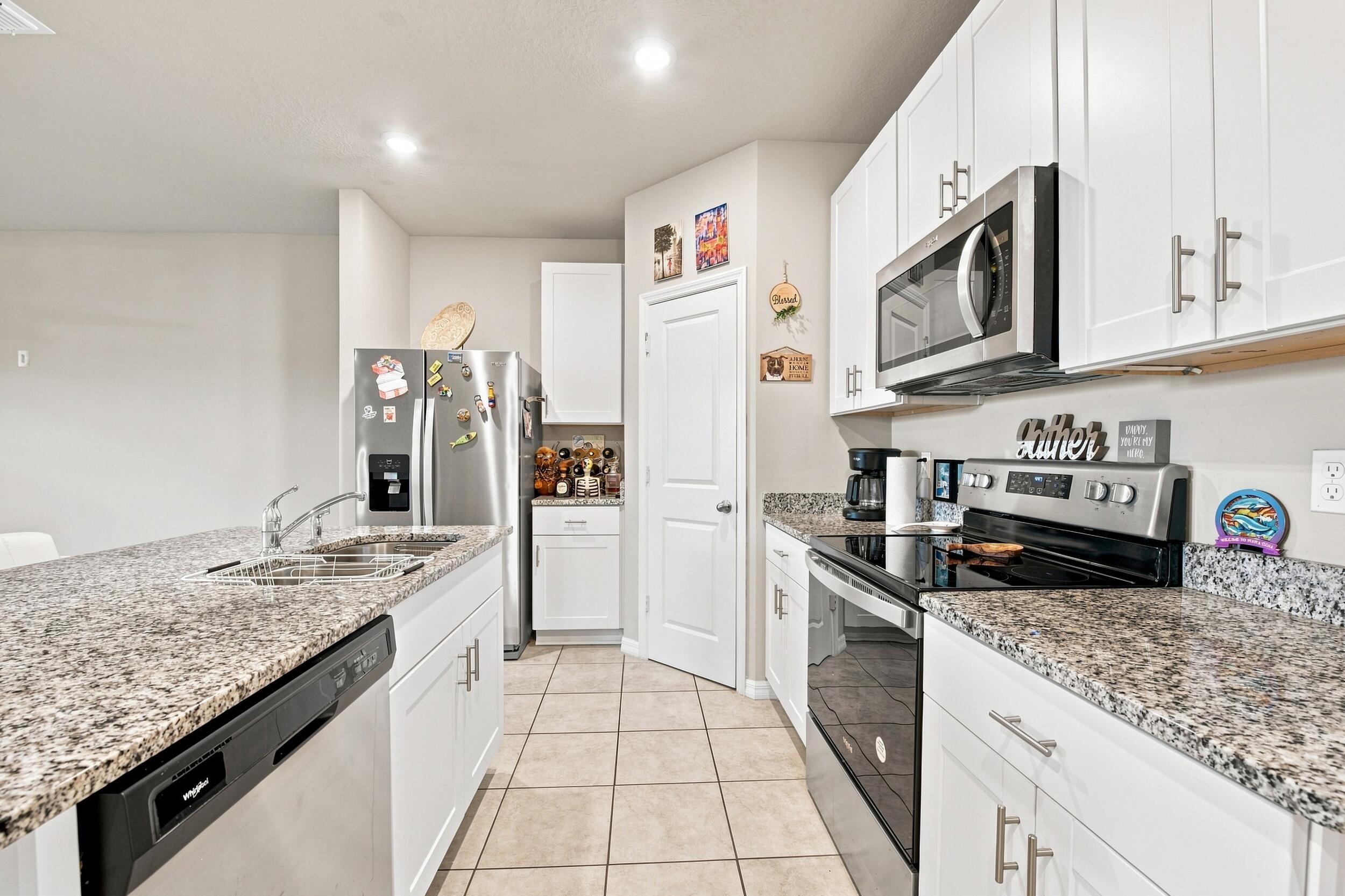 3570 SAN BERNARDINO, Palm Springs FL 33461